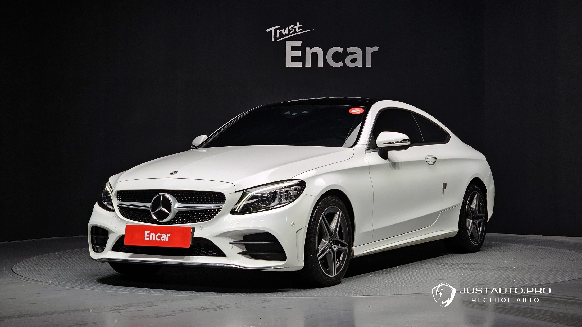 Автомобиль Mercedes-Benz C-Class