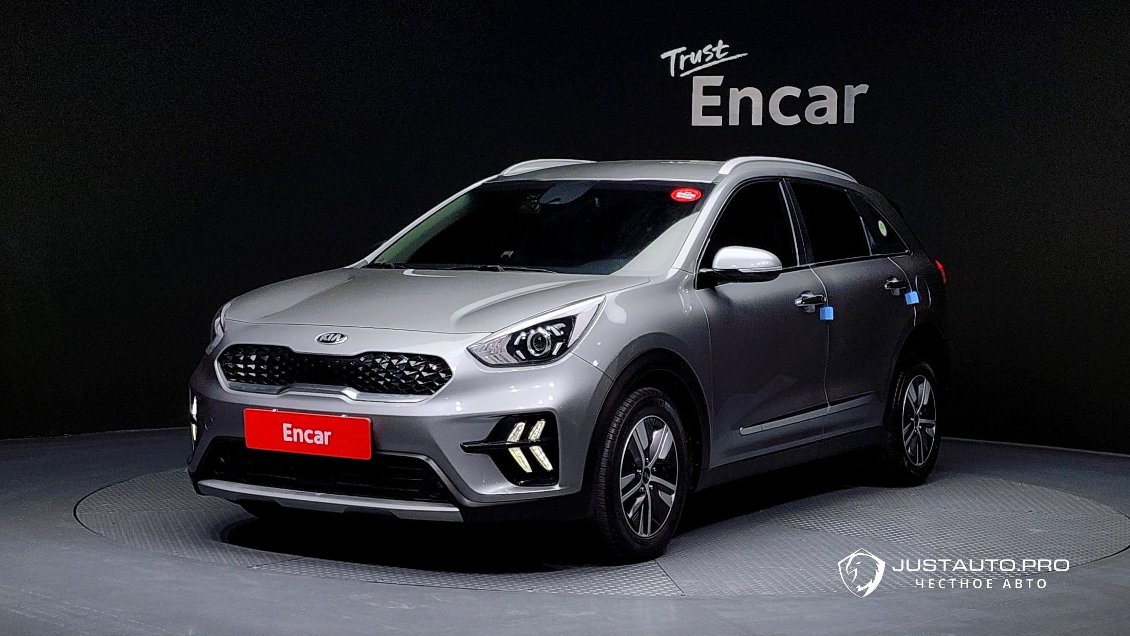 Автомобиль Kia Niro