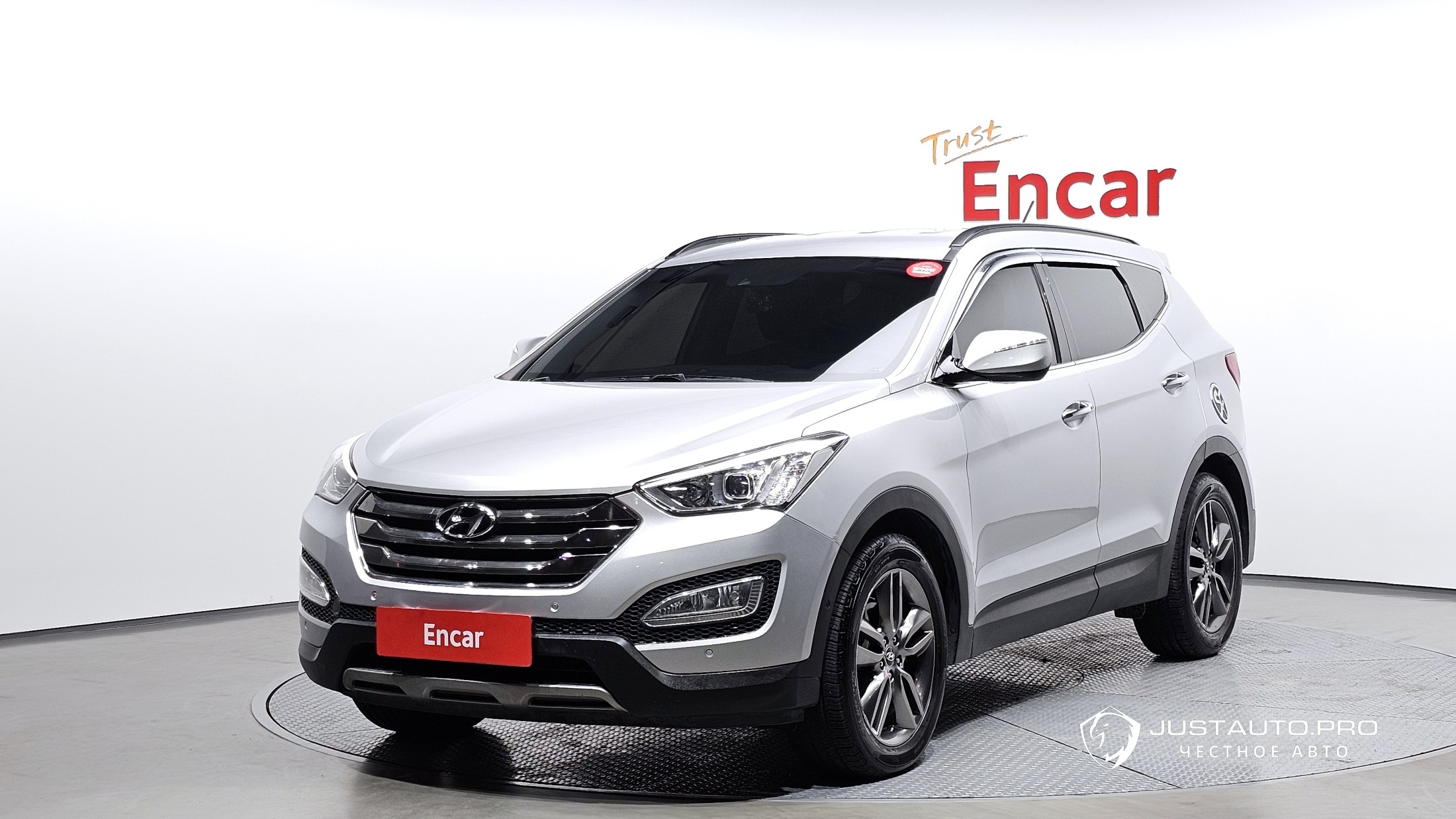 Автомобиль Hyundai Santafe