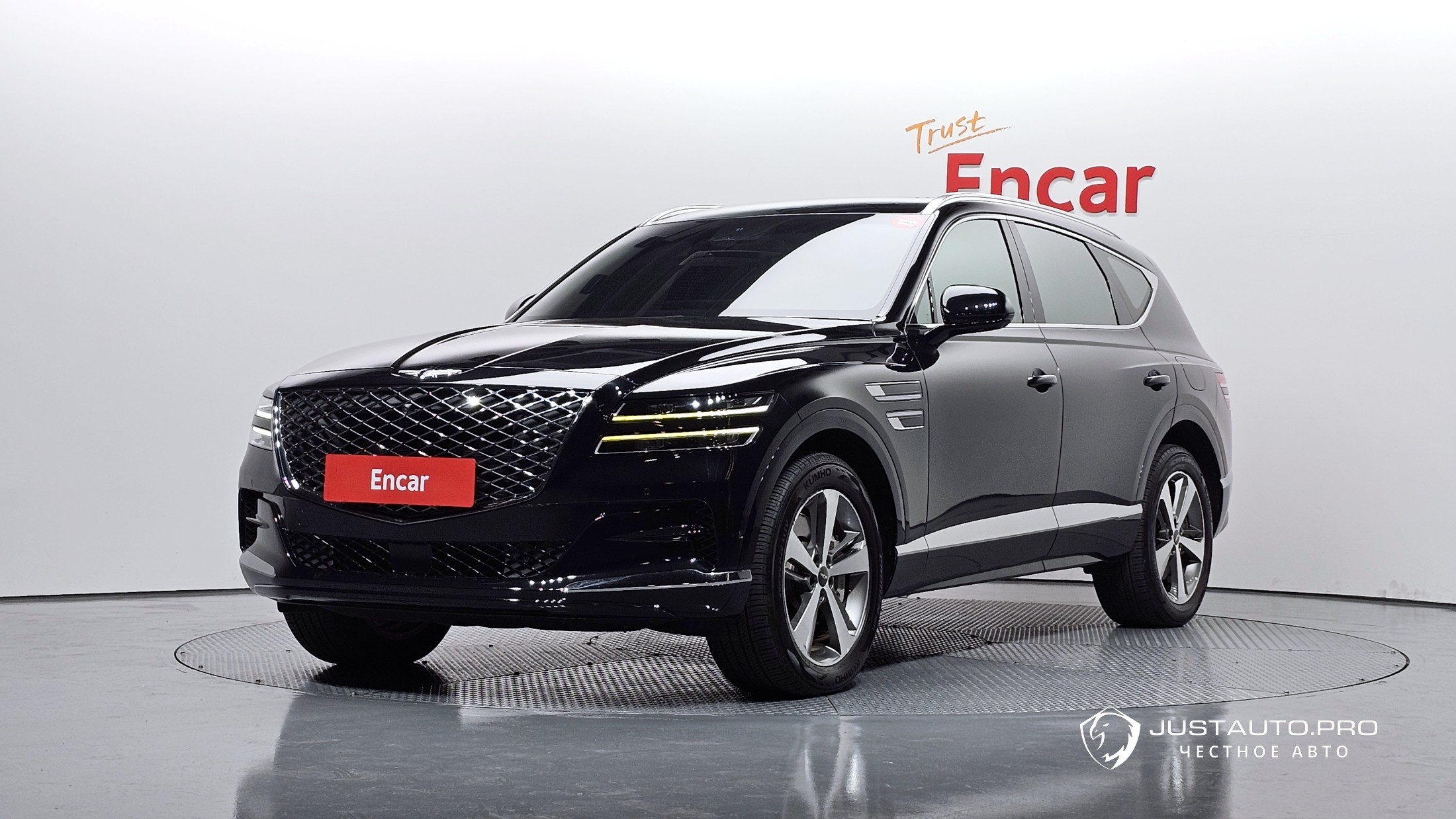 Автомобиль Genesis GV80