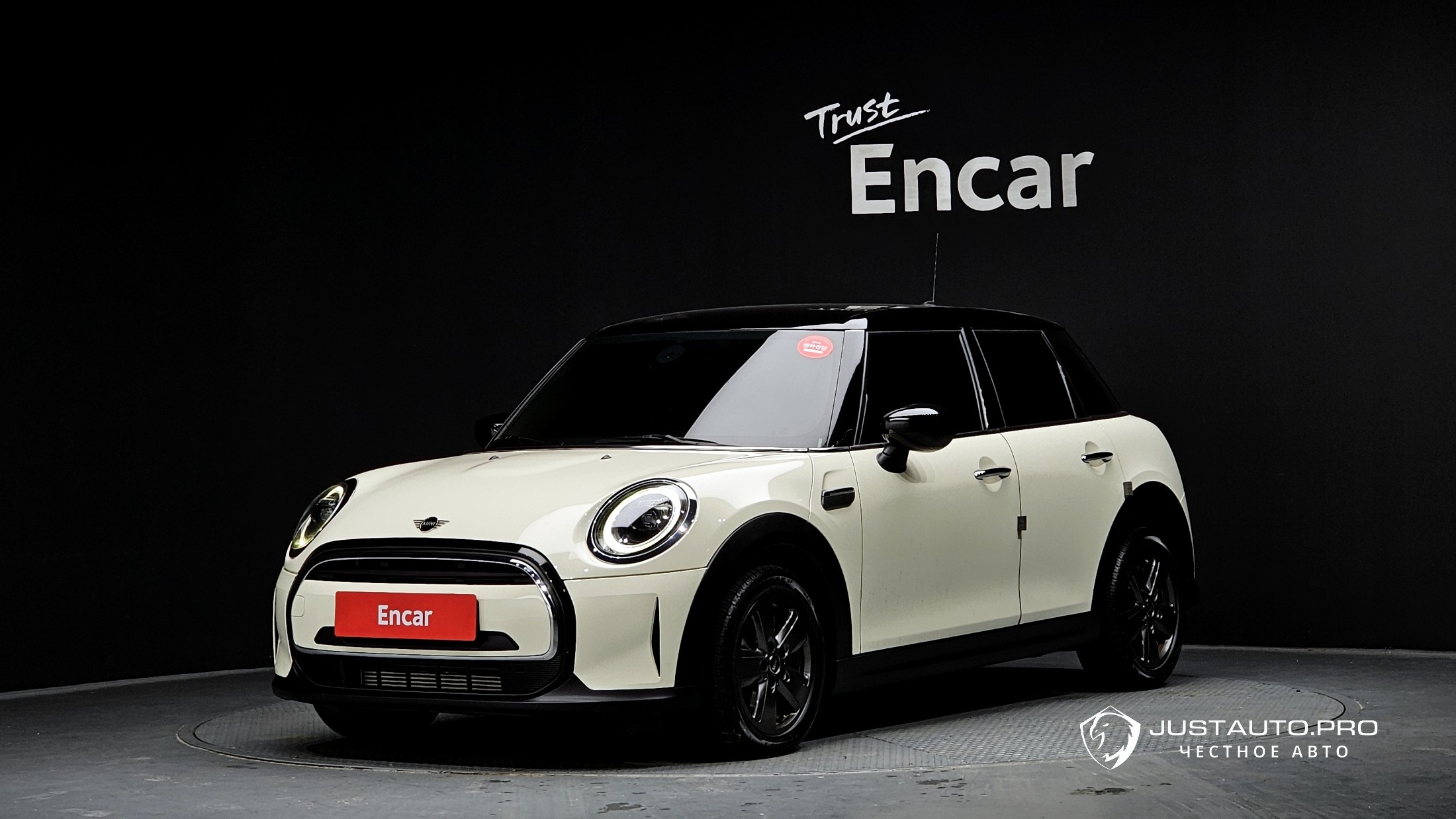 Автомобиль Mini Cooper