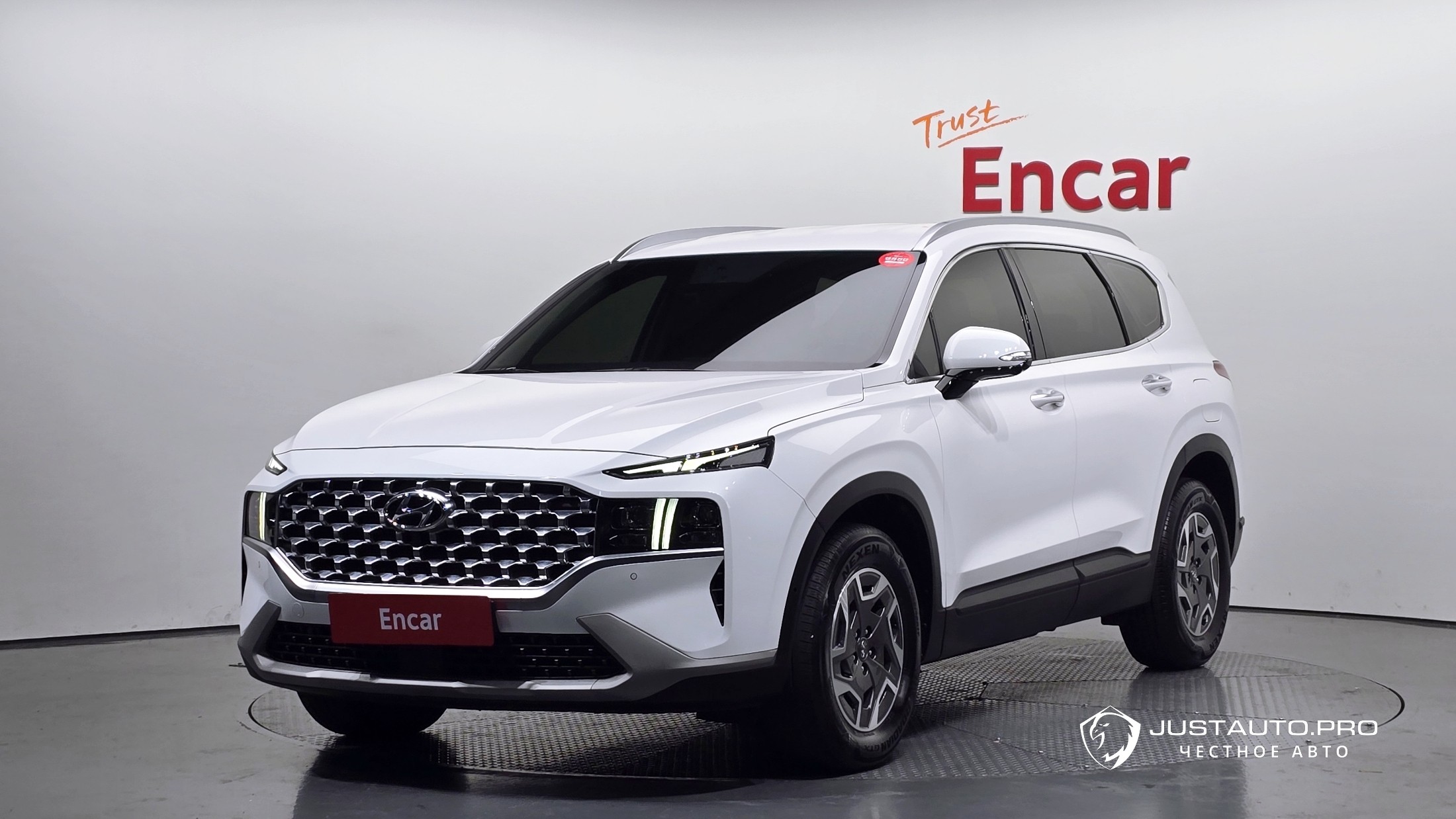 Автомобиль Hyundai Santafe