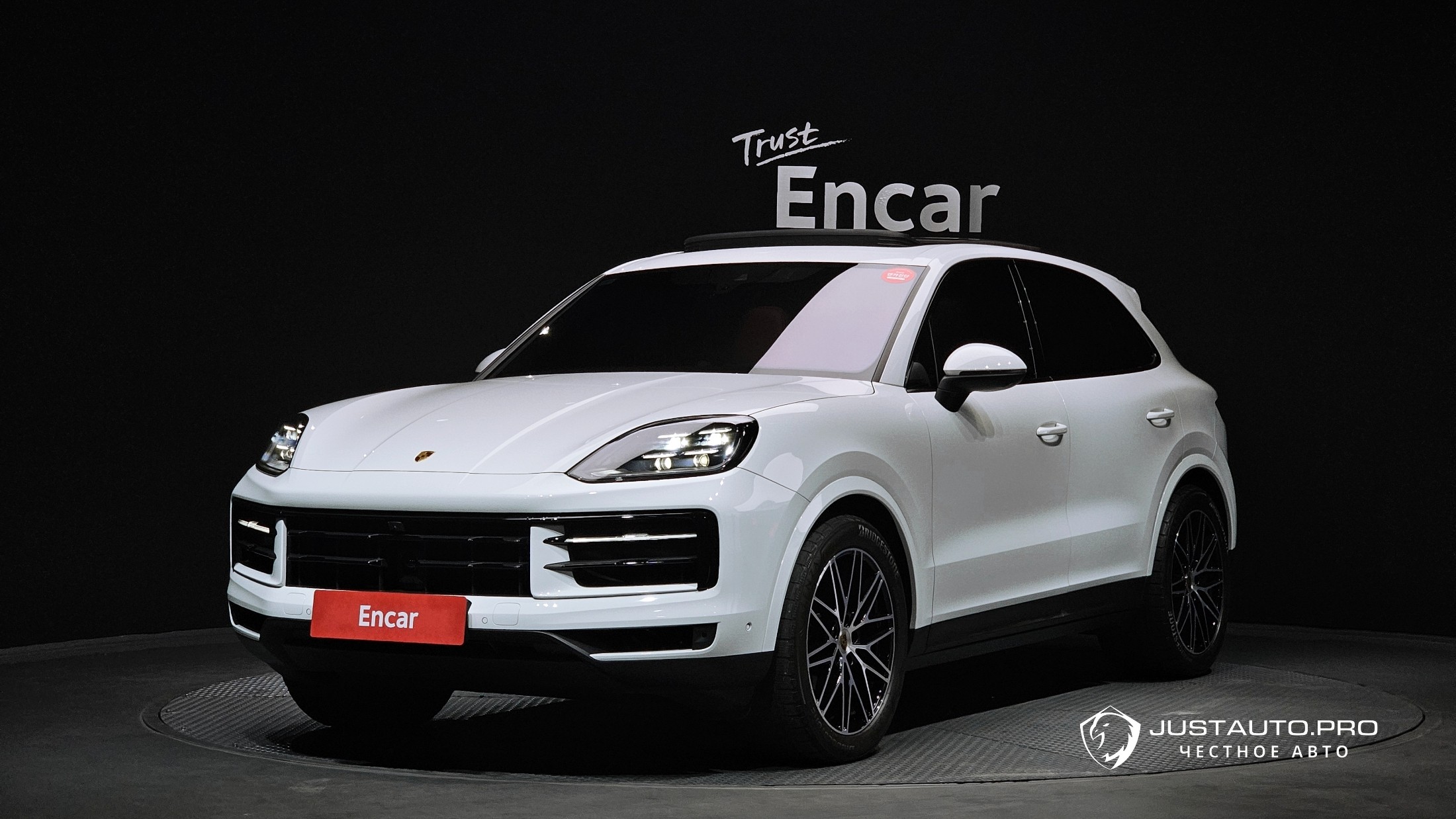 Автомобиль Porsche Cayenne