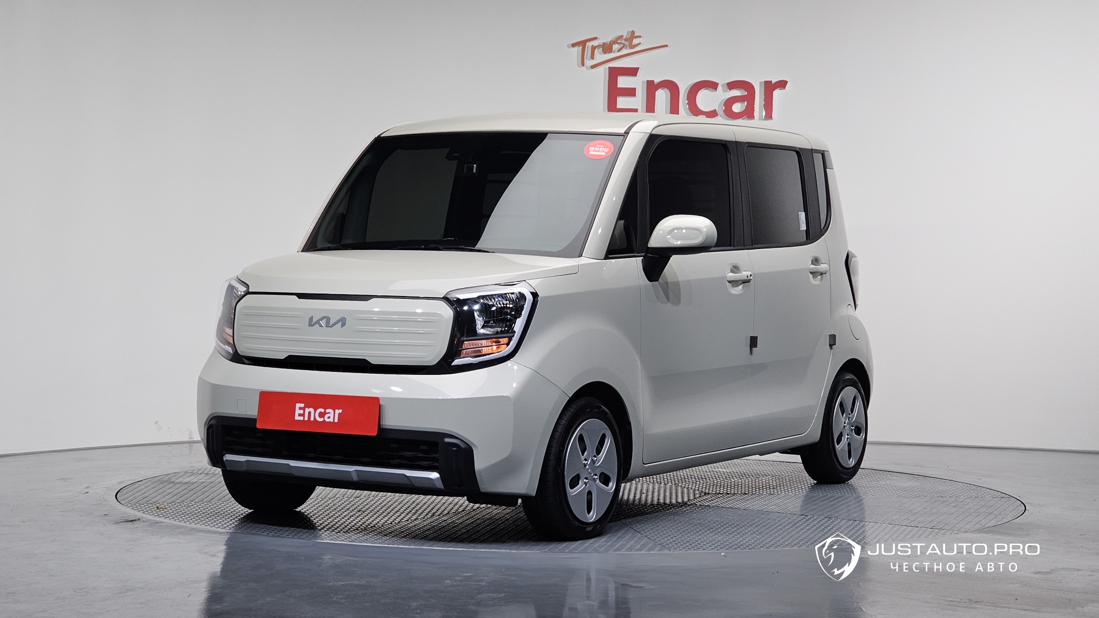 Автомобиль Kia RAY