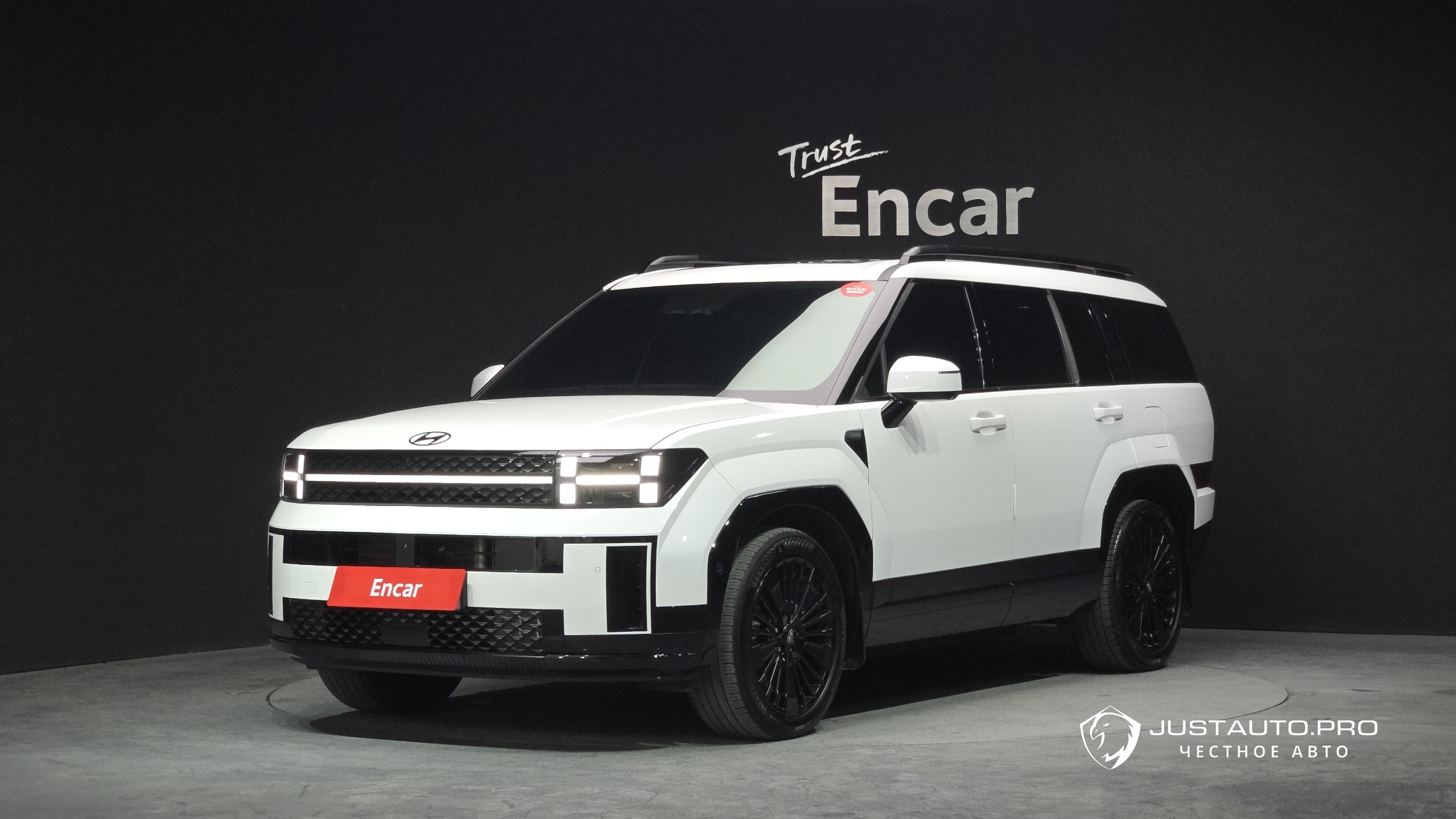 Автомобиль Hyundai Santafe