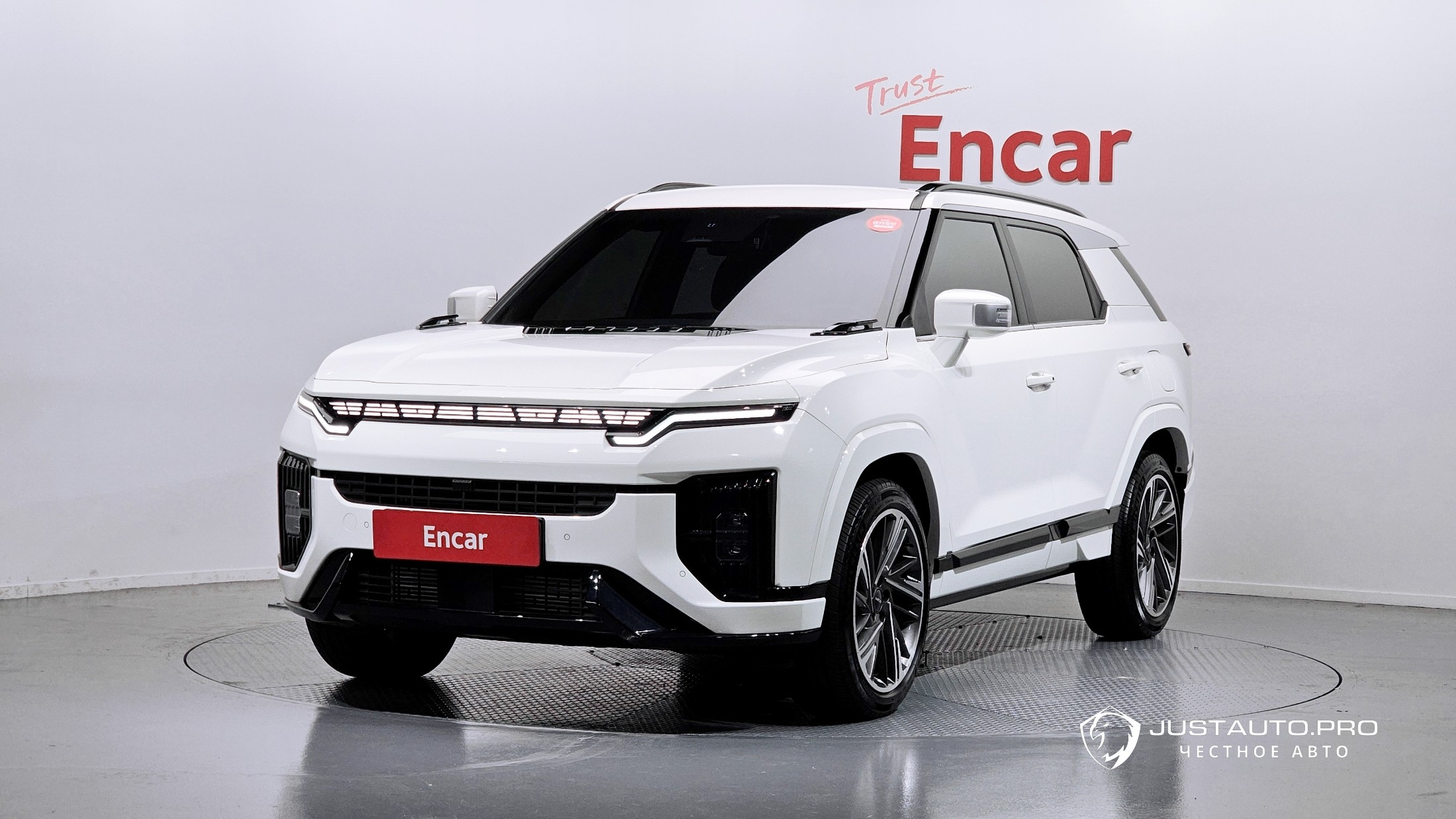 Автомобиль KG_Mobility_Ssangyong Actyon