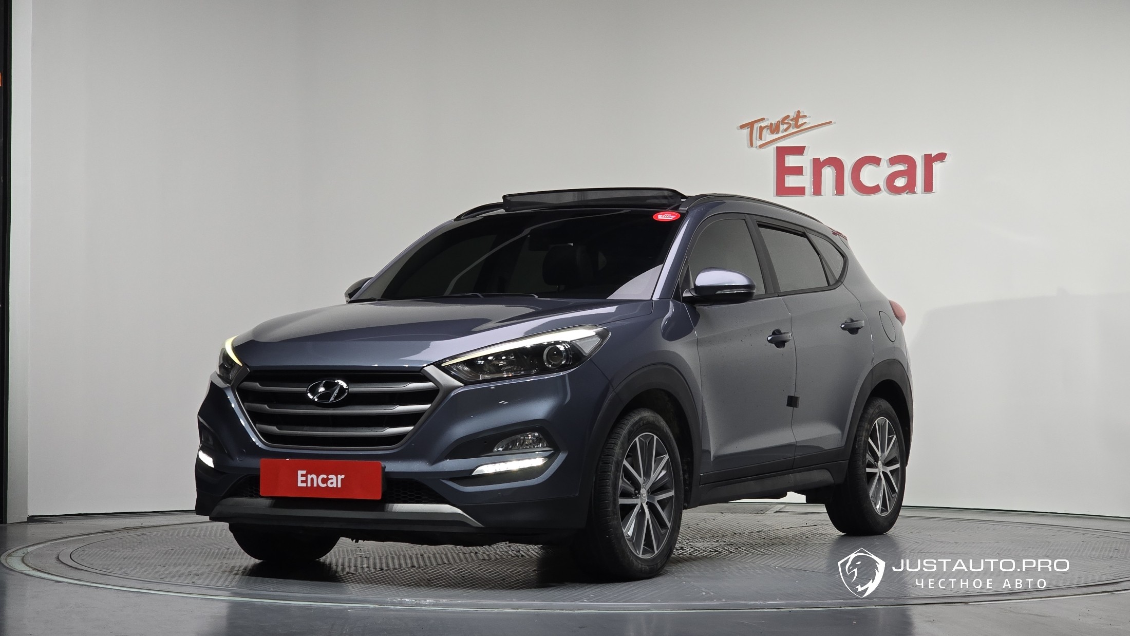Автомобиль Hyundai Tucson