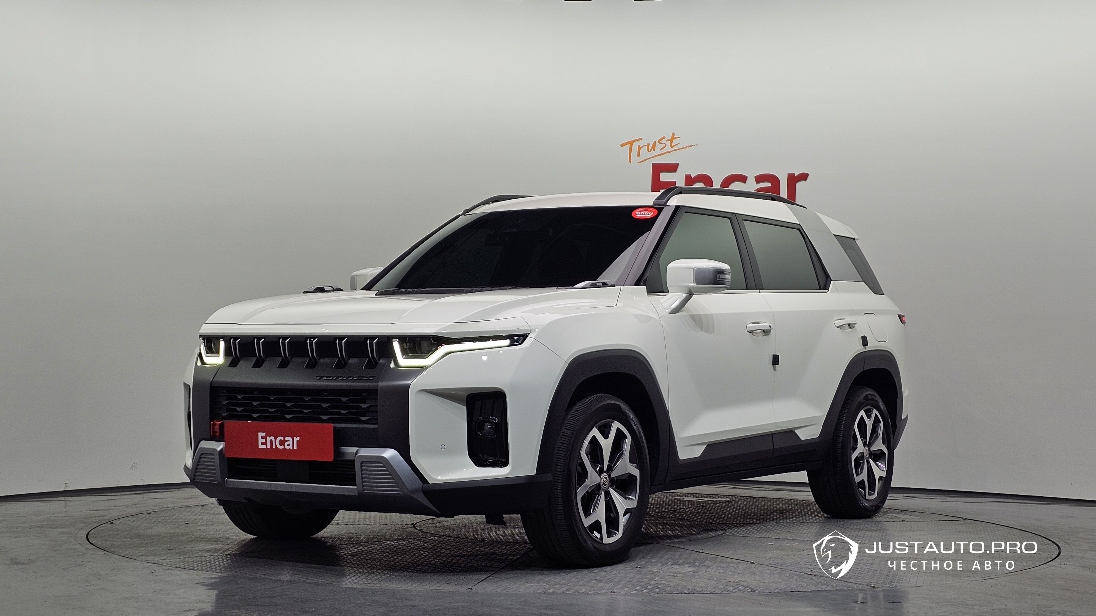 Автомобиль KG_Mobility_Ssangyong Torres