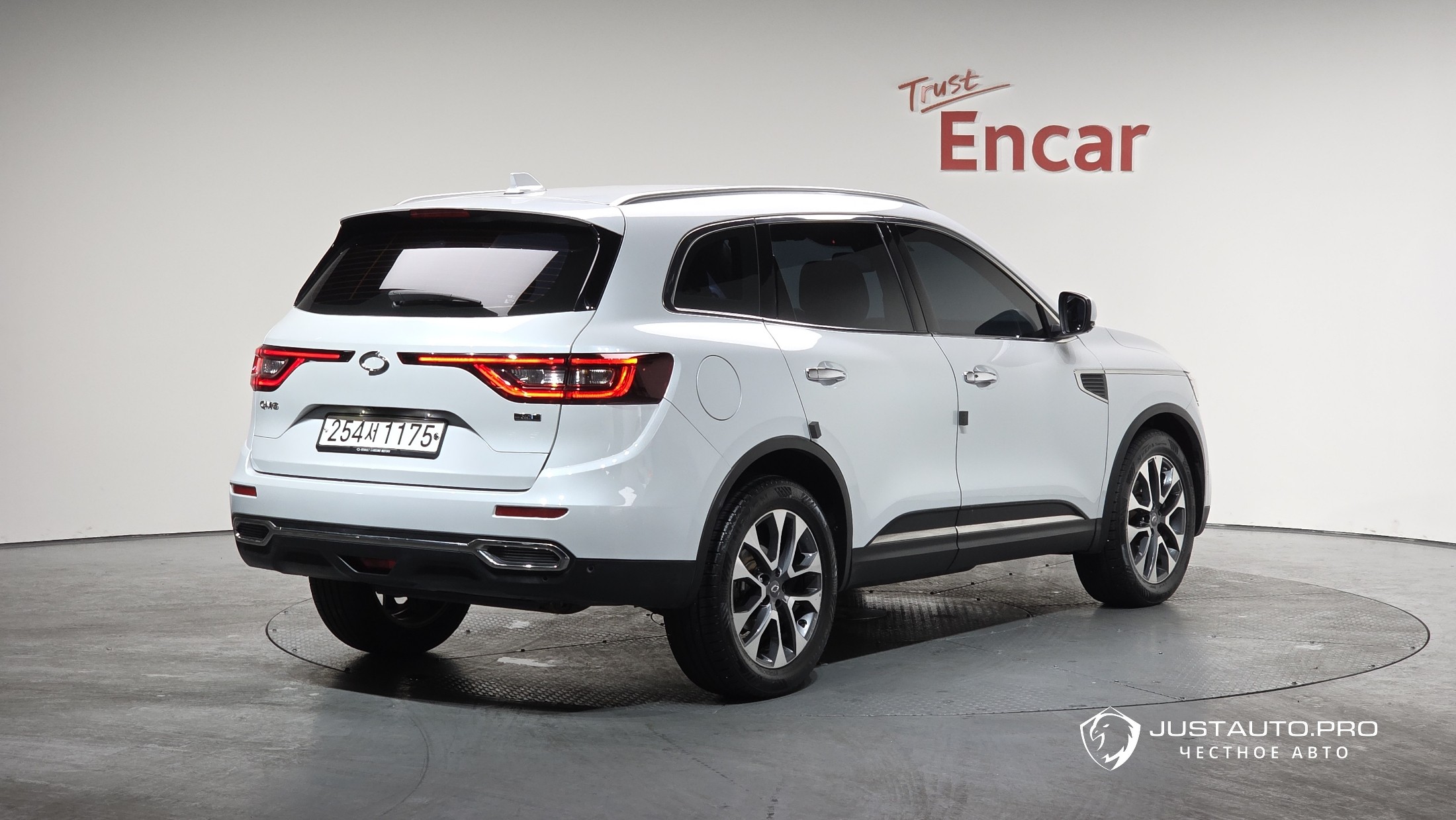 Автомобиль Renault-KoreaSamsung QM6