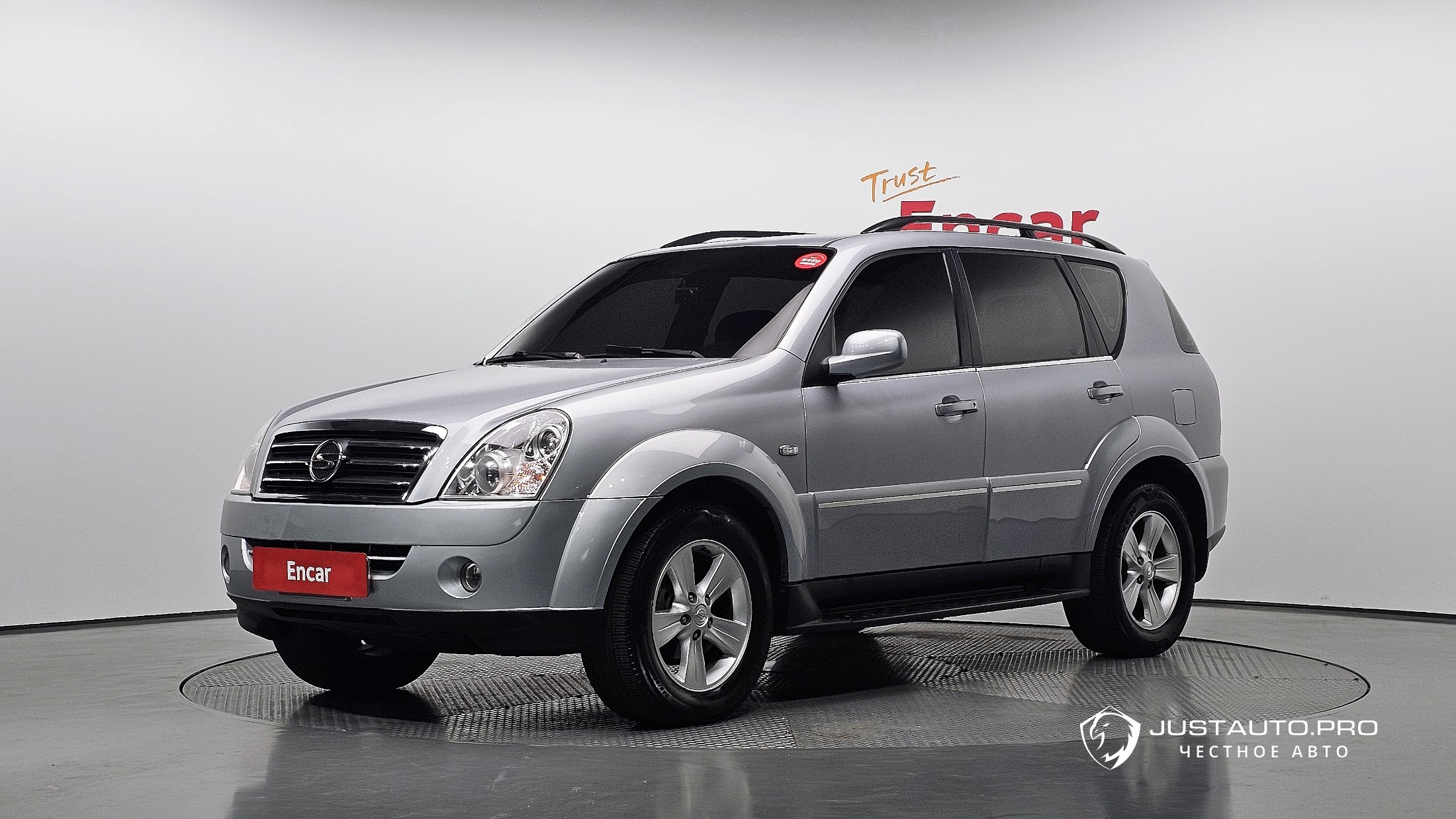 Автомобиль KG_Mobility_Ssangyong Rexton