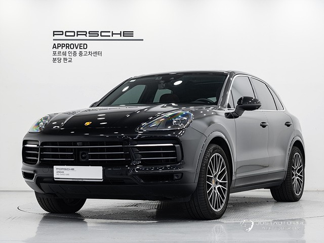 Автомобиль Porsche Cayenne
