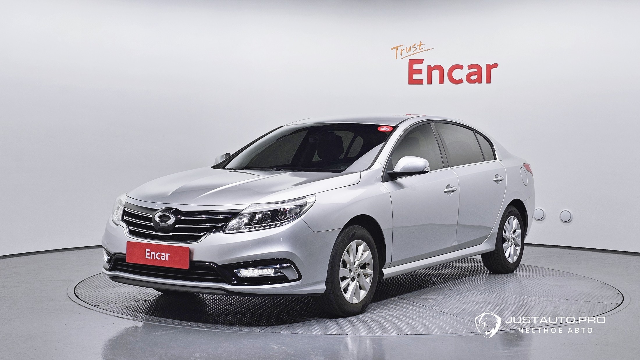 Автомобиль Renault-KoreaSamsung SM5 