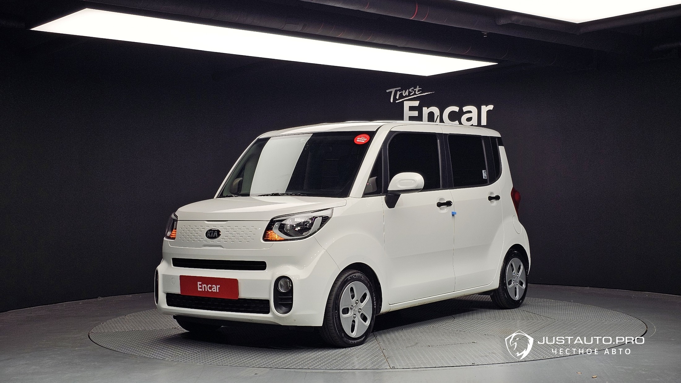 Автомобиль Kia RAY