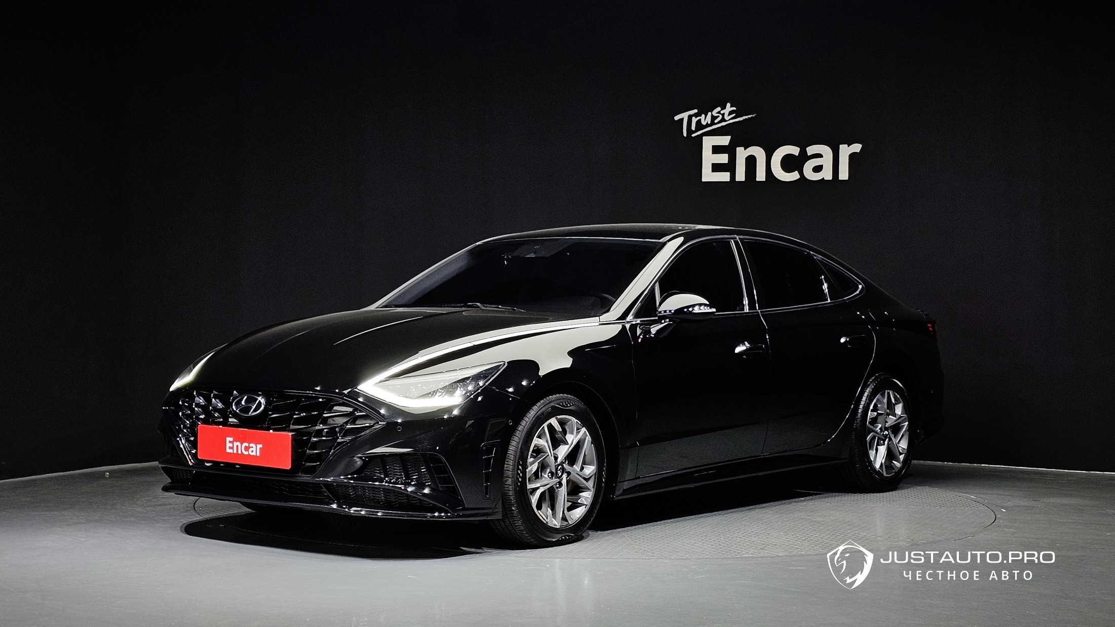 Автомобиль Hyundai Sonata