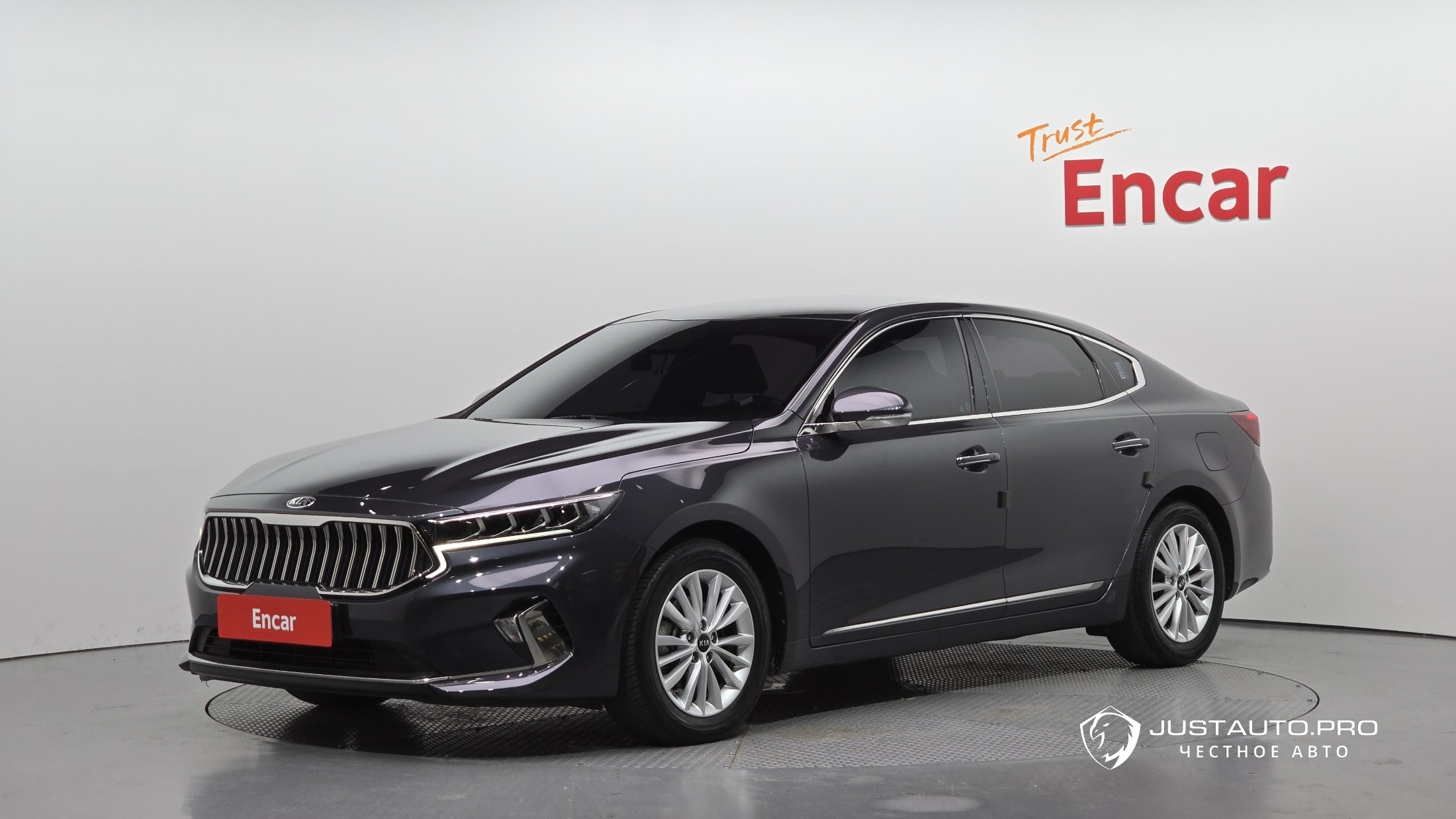 Автомобиль Kia K7