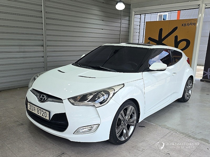 Автомобиль Hyundai Veloster