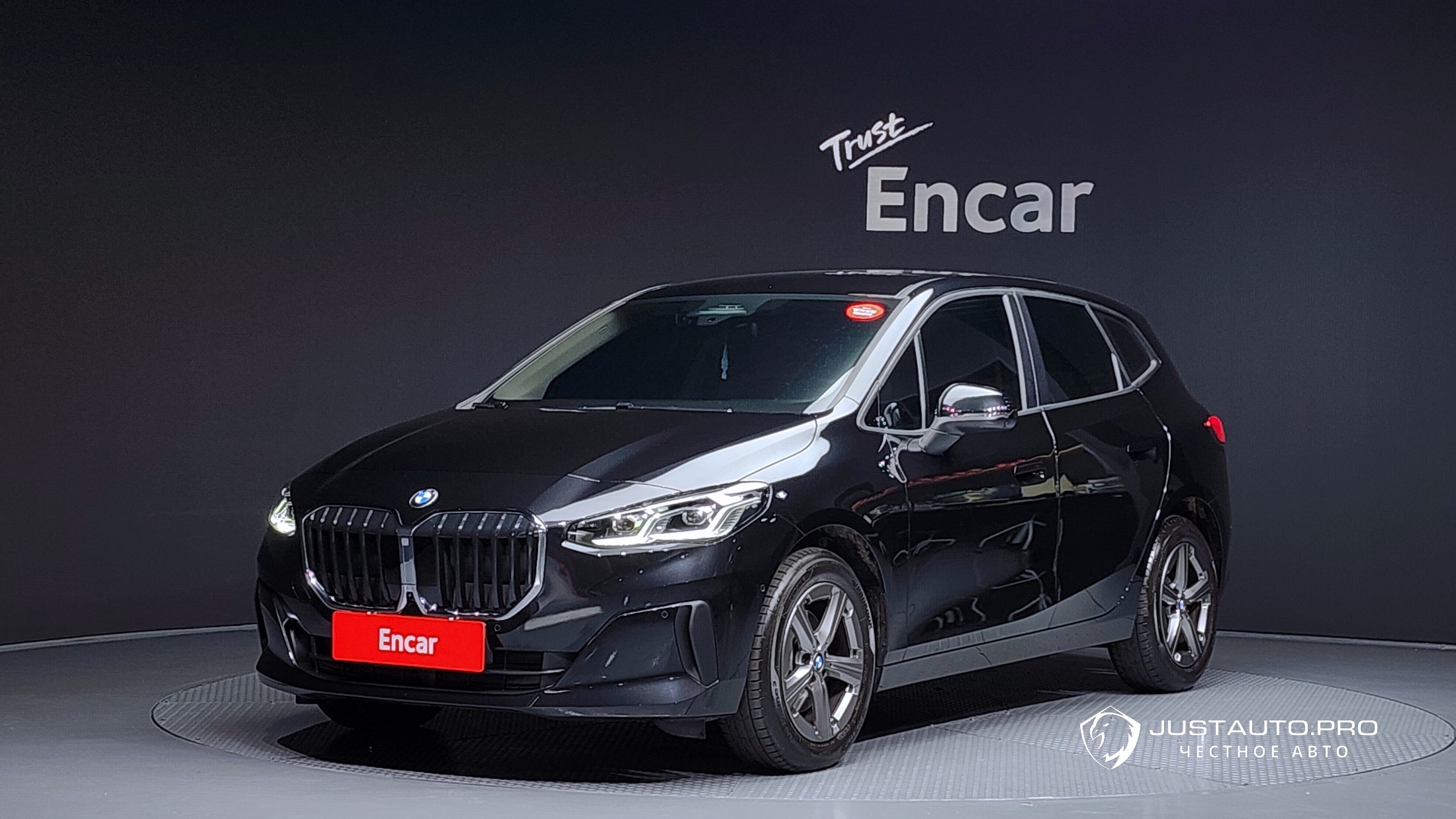 Автомобиль BMW 2-Series