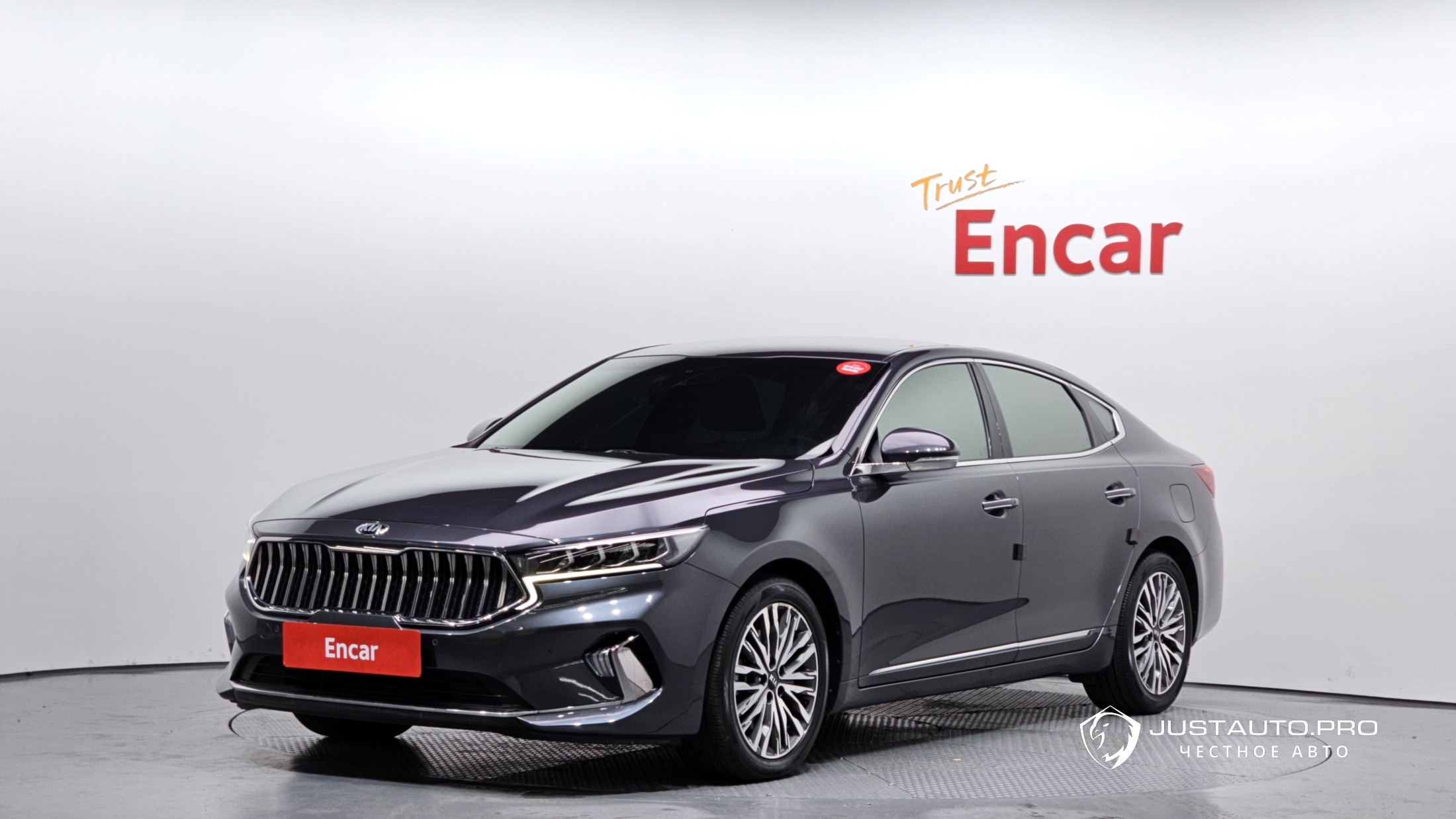 Автомобиль Kia K7