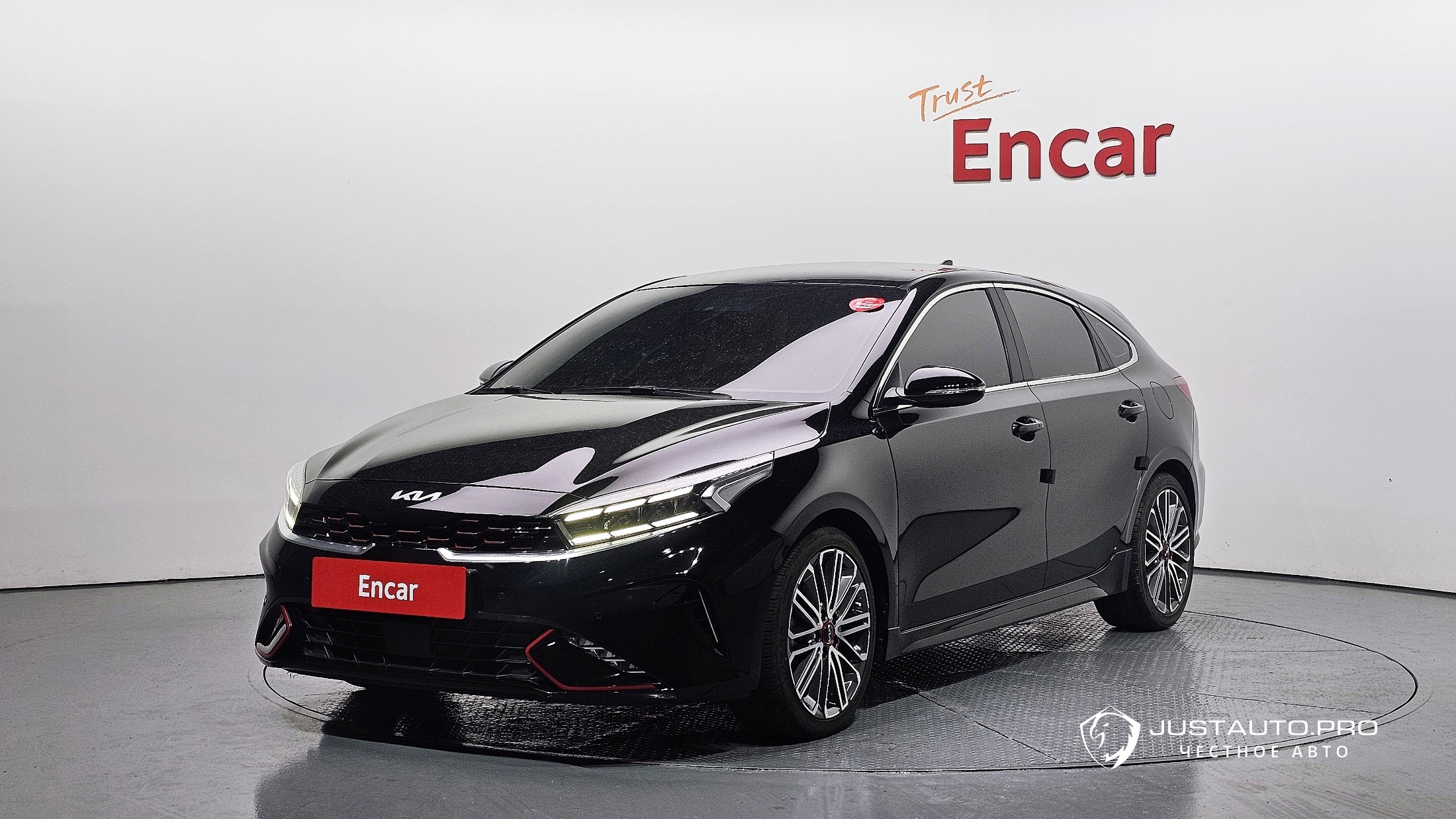 Автомобиль Kia K3