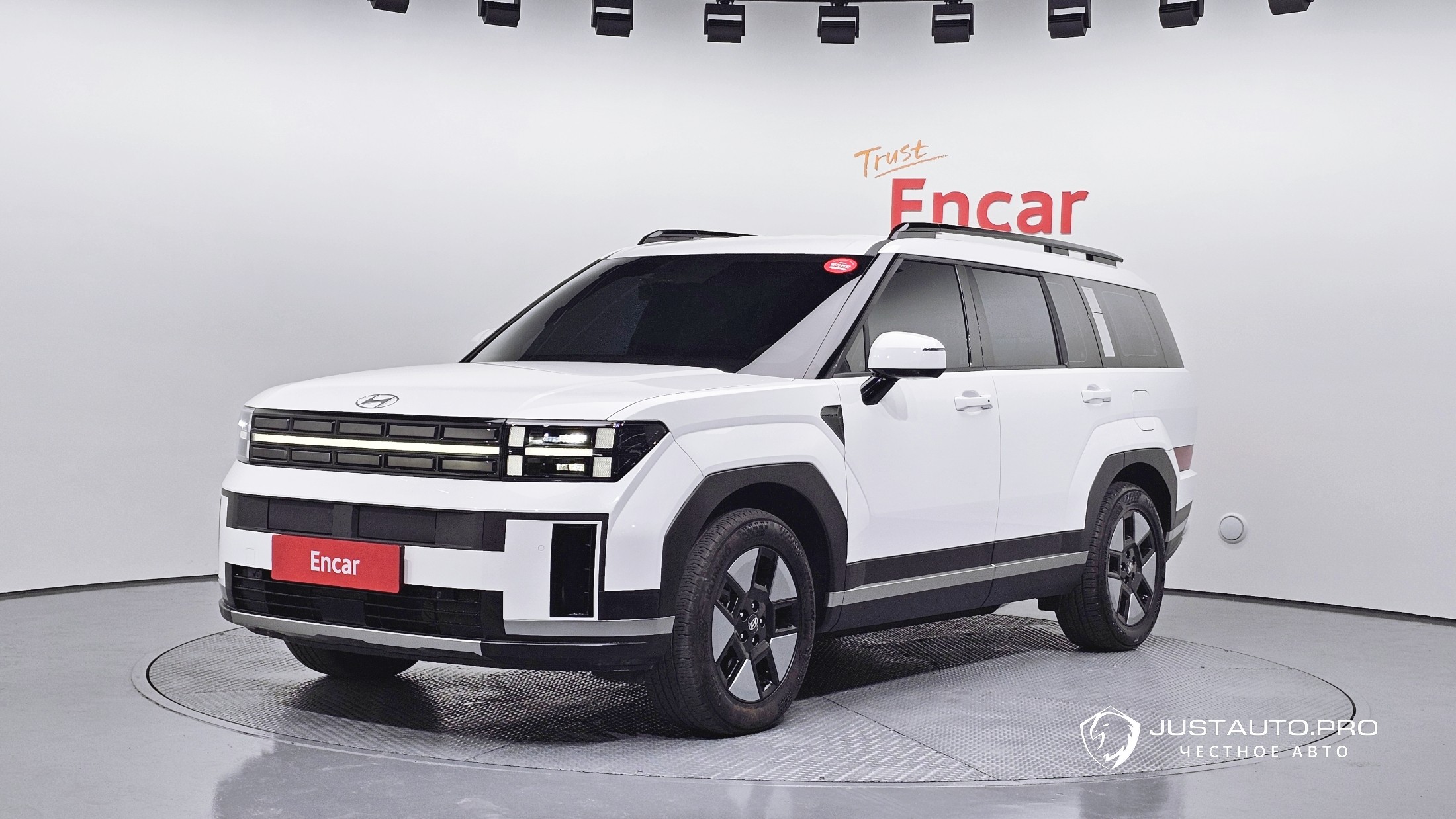 Автомобиль Hyundai Santafe