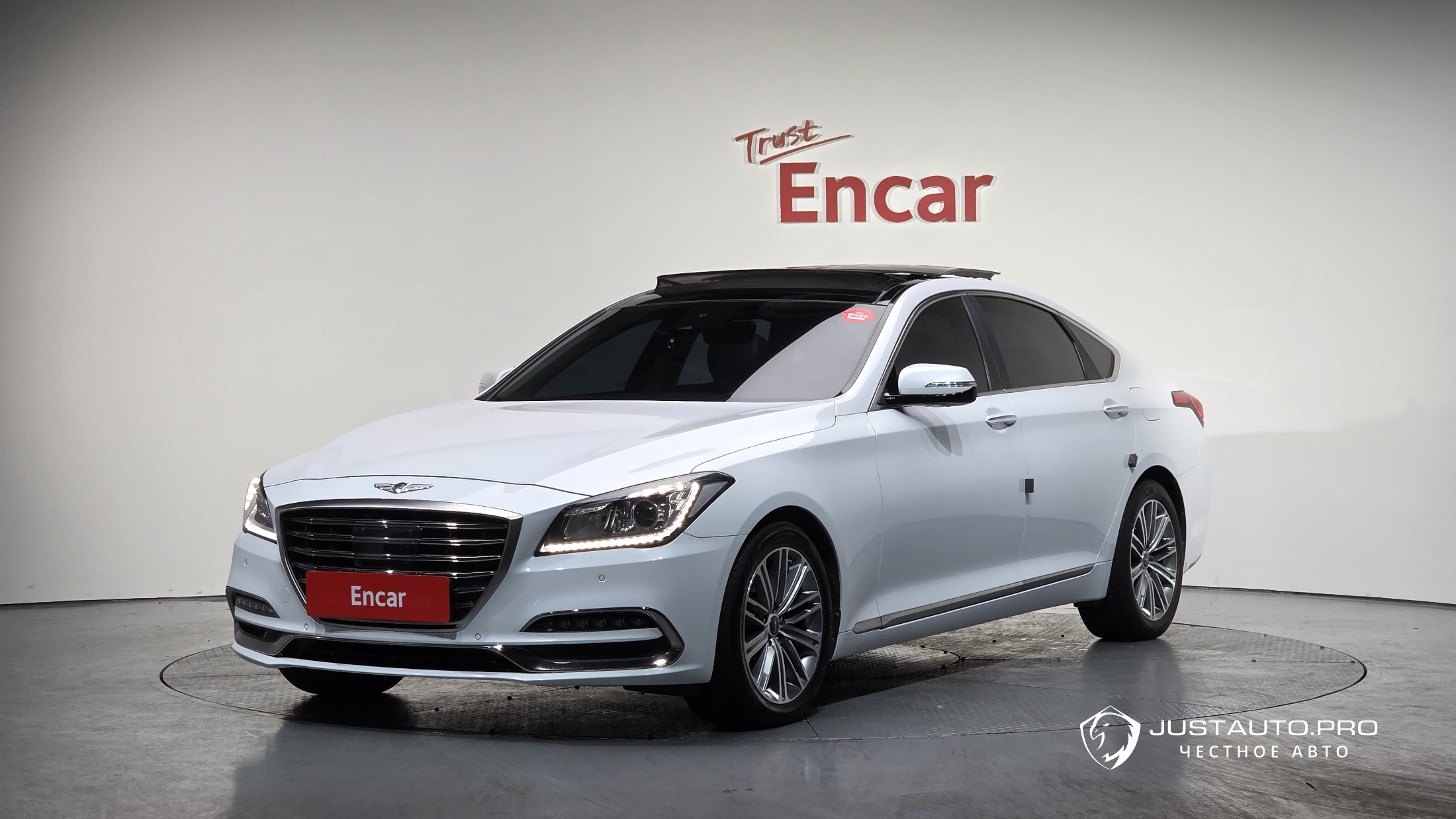 Автомобиль Genesis G80