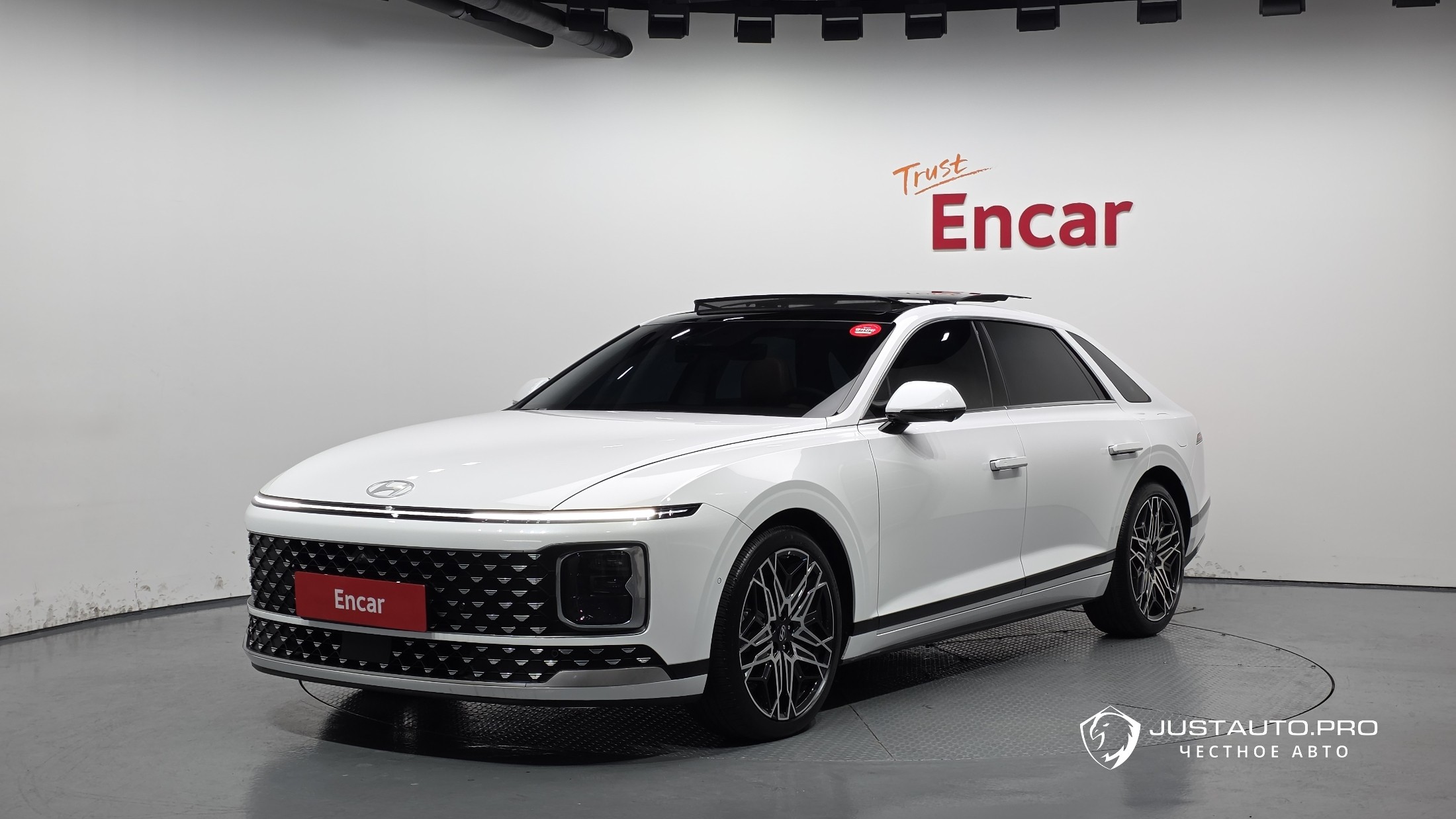 Автомобиль Hyundai Grandeur