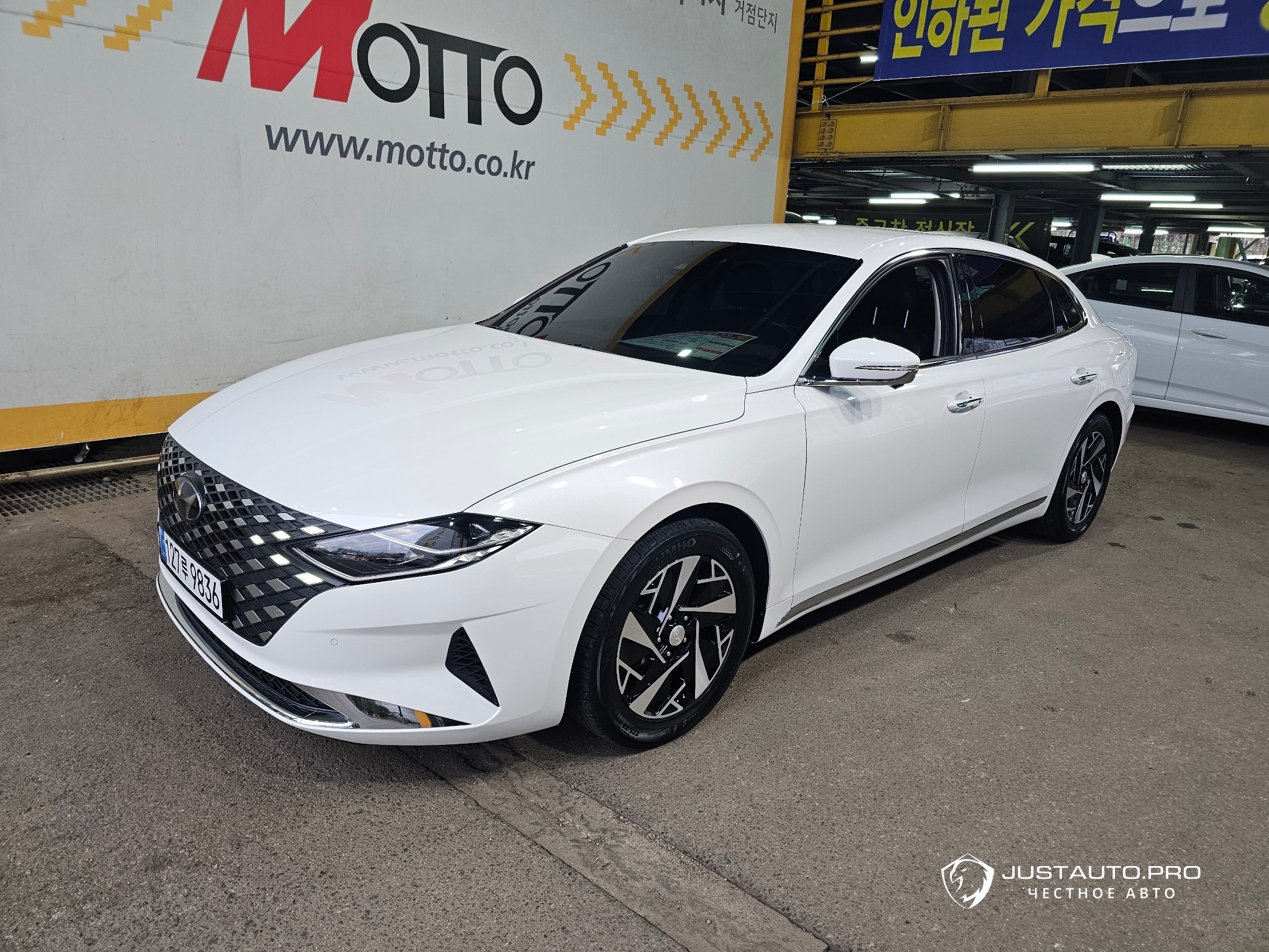 Автомобиль Hyundai Grandeur