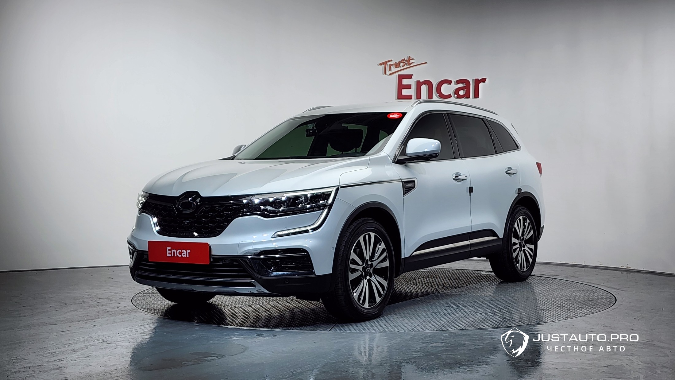 Автомобиль Renault-KoreaSamsung QM6