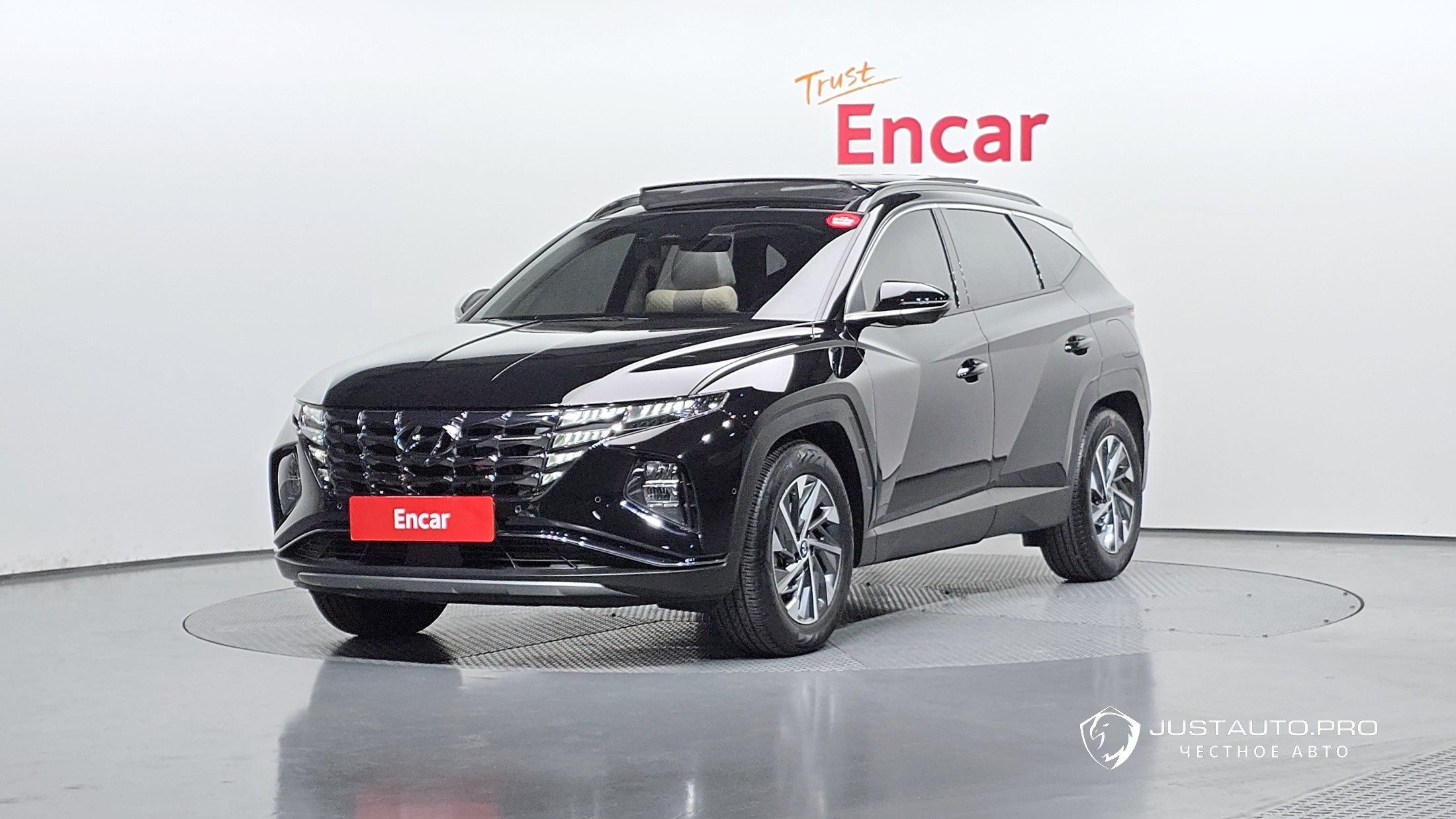 Автомобиль Hyundai Tucson