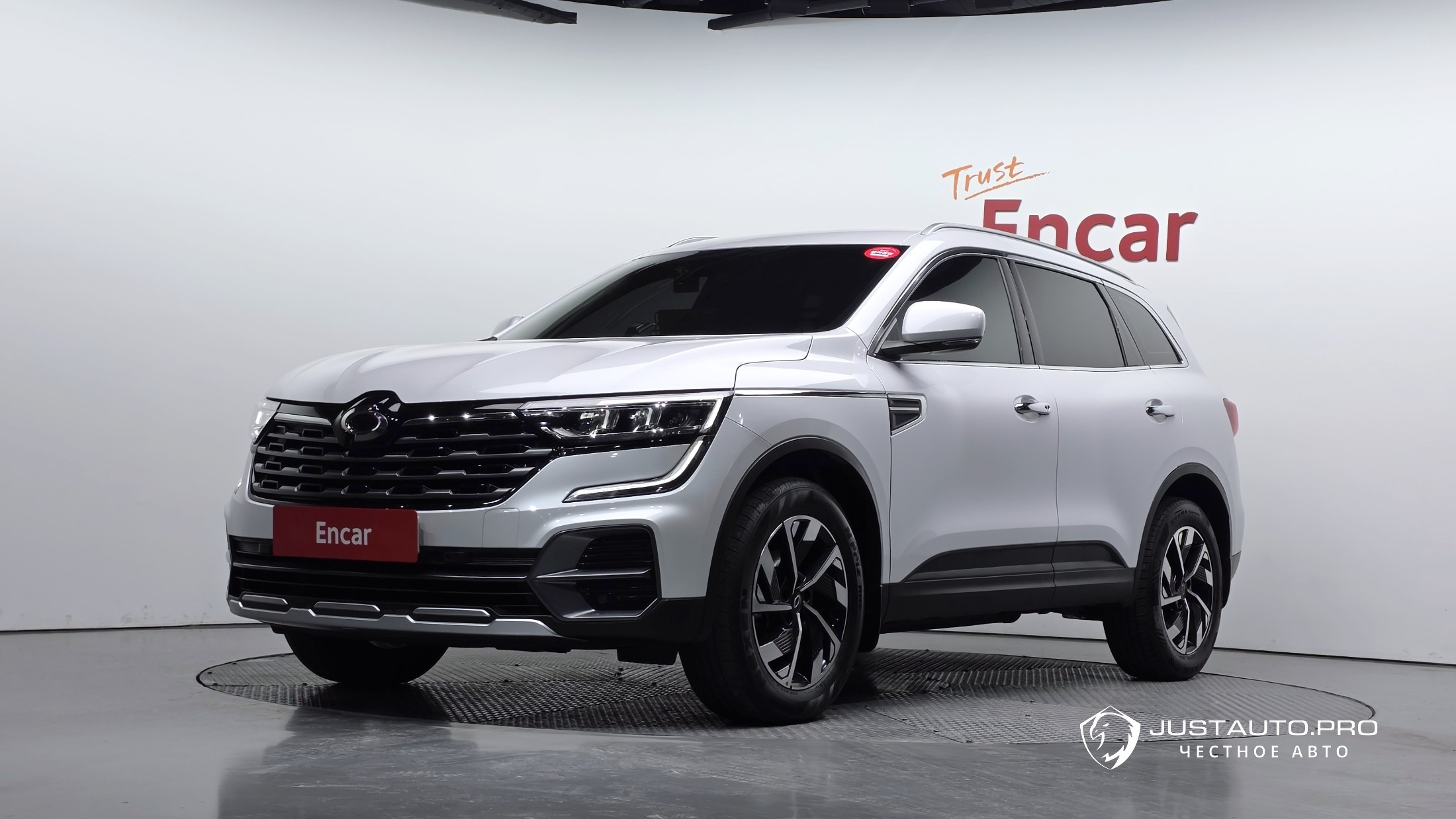 Автомобиль Renault-KoreaSamsung QM6