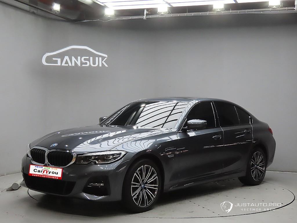 Автомобиль BMW 3-Series