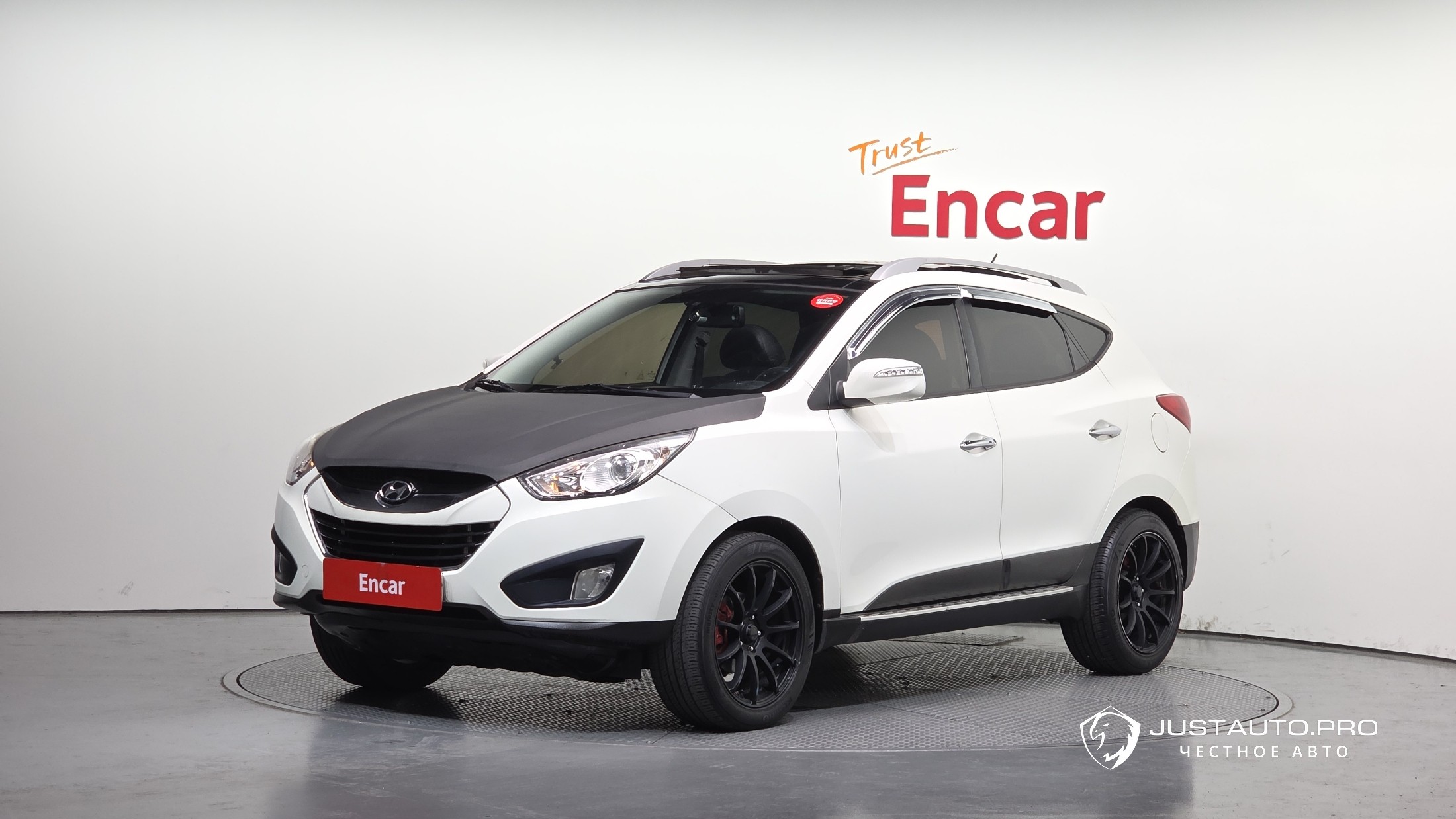 Автомобиль Hyundai Tucson