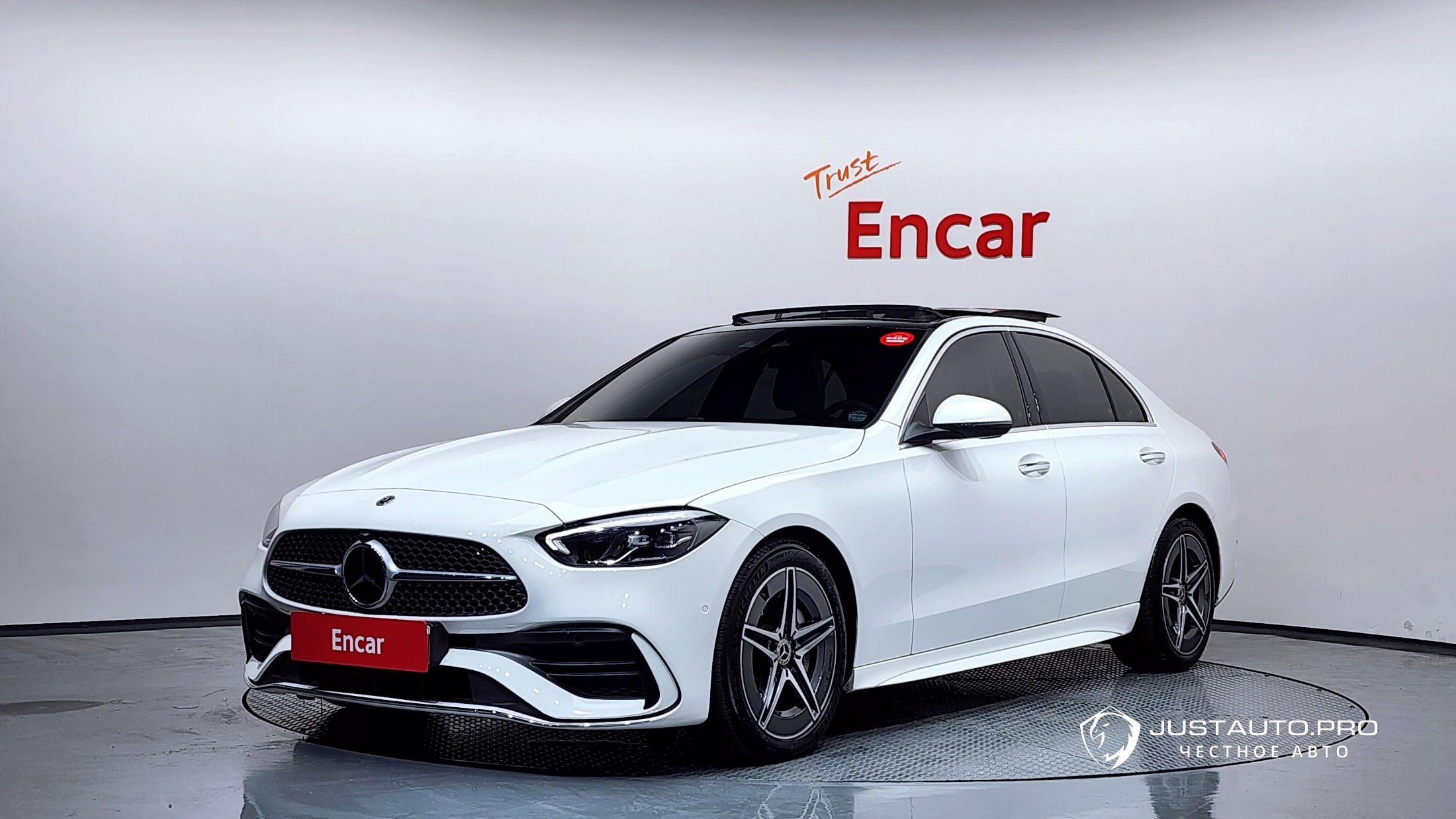 Автомобиль Mercedes-Benz C-Class