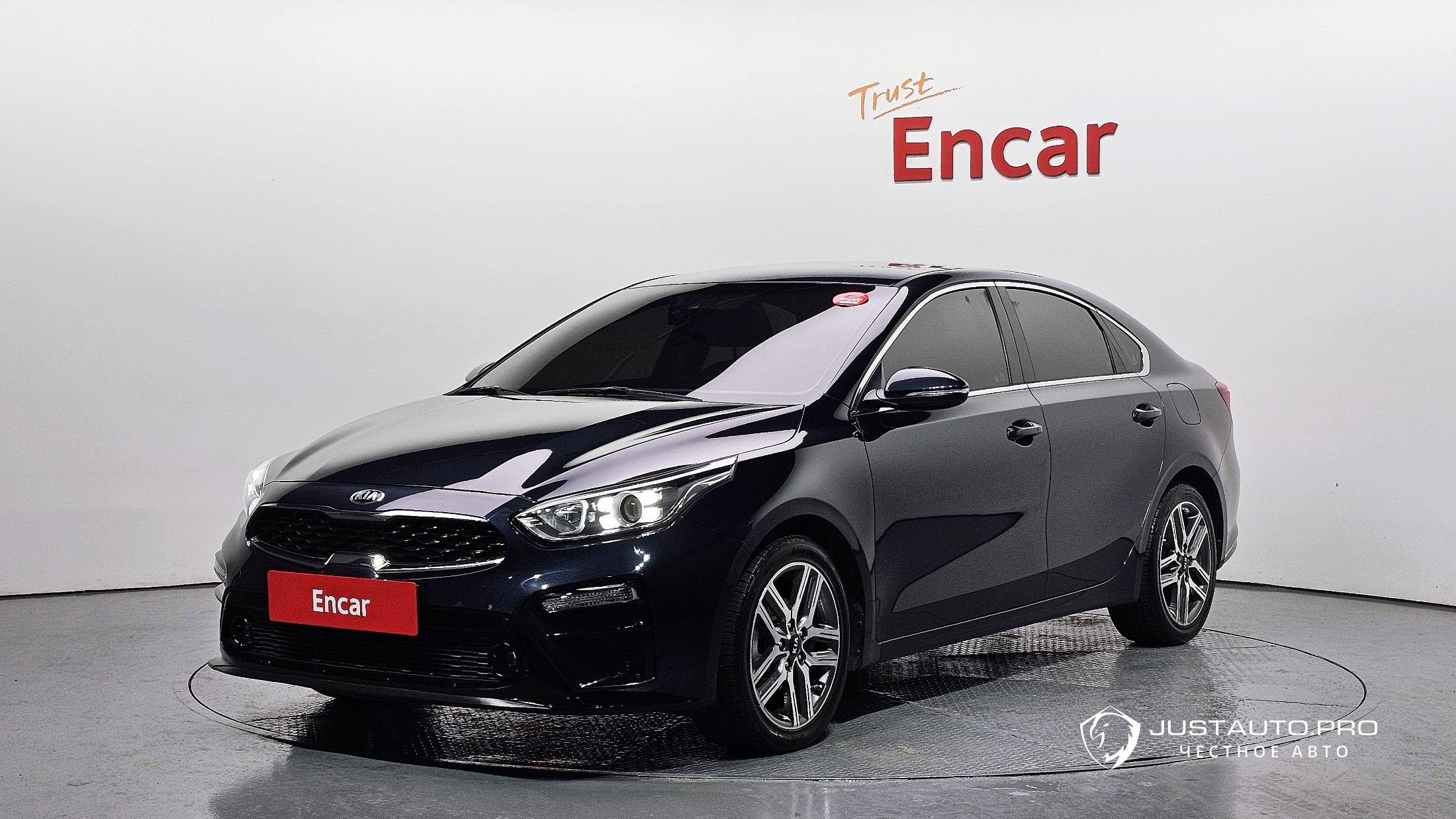 Автомобиль Kia K3