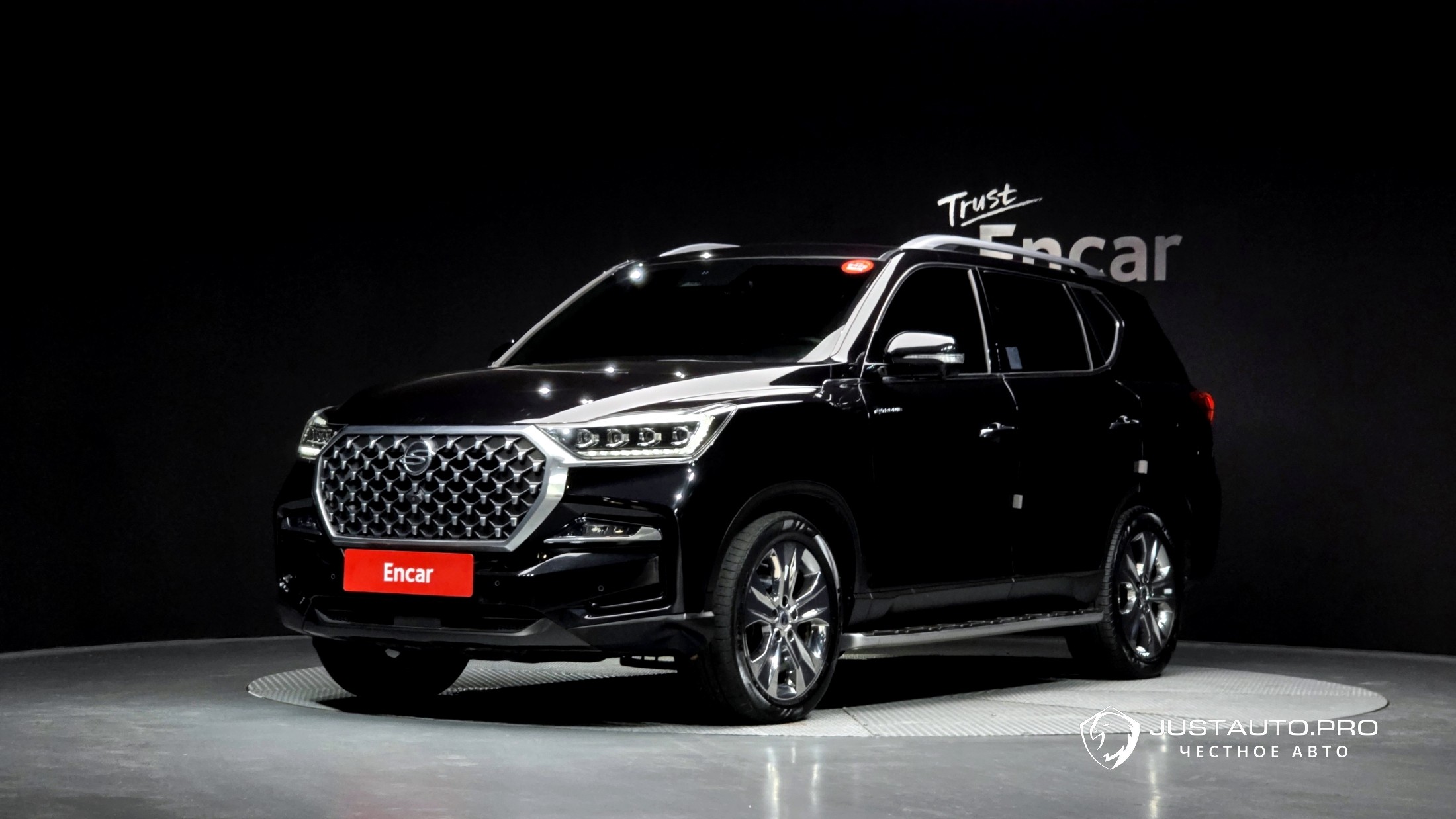 Автомобиль KG_Mobility_Ssangyong Rexton