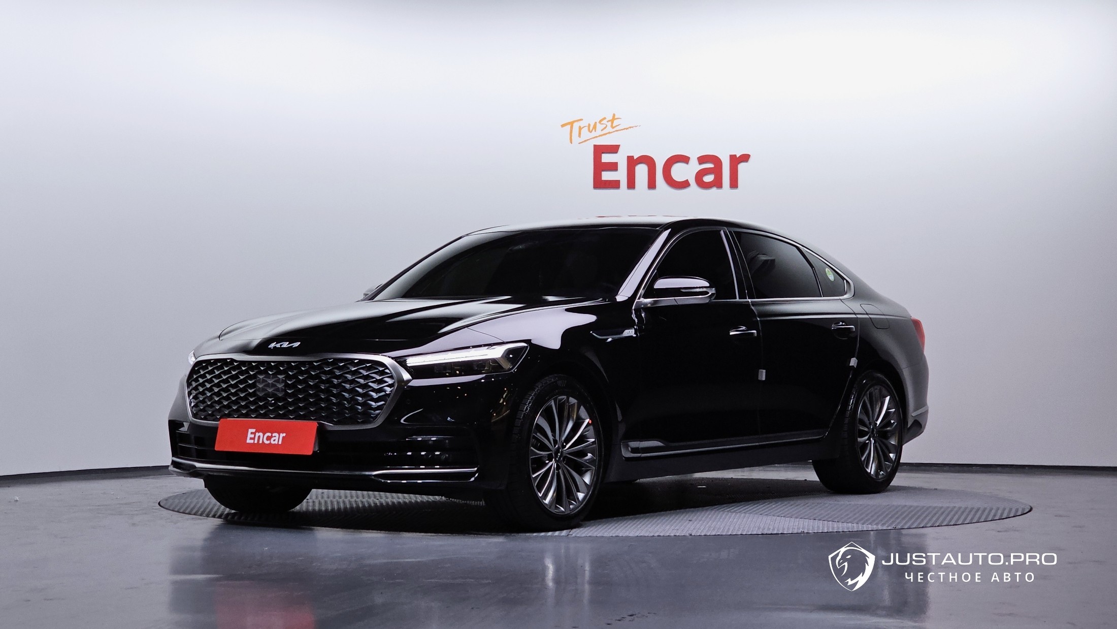 Автомобиль Kia K9