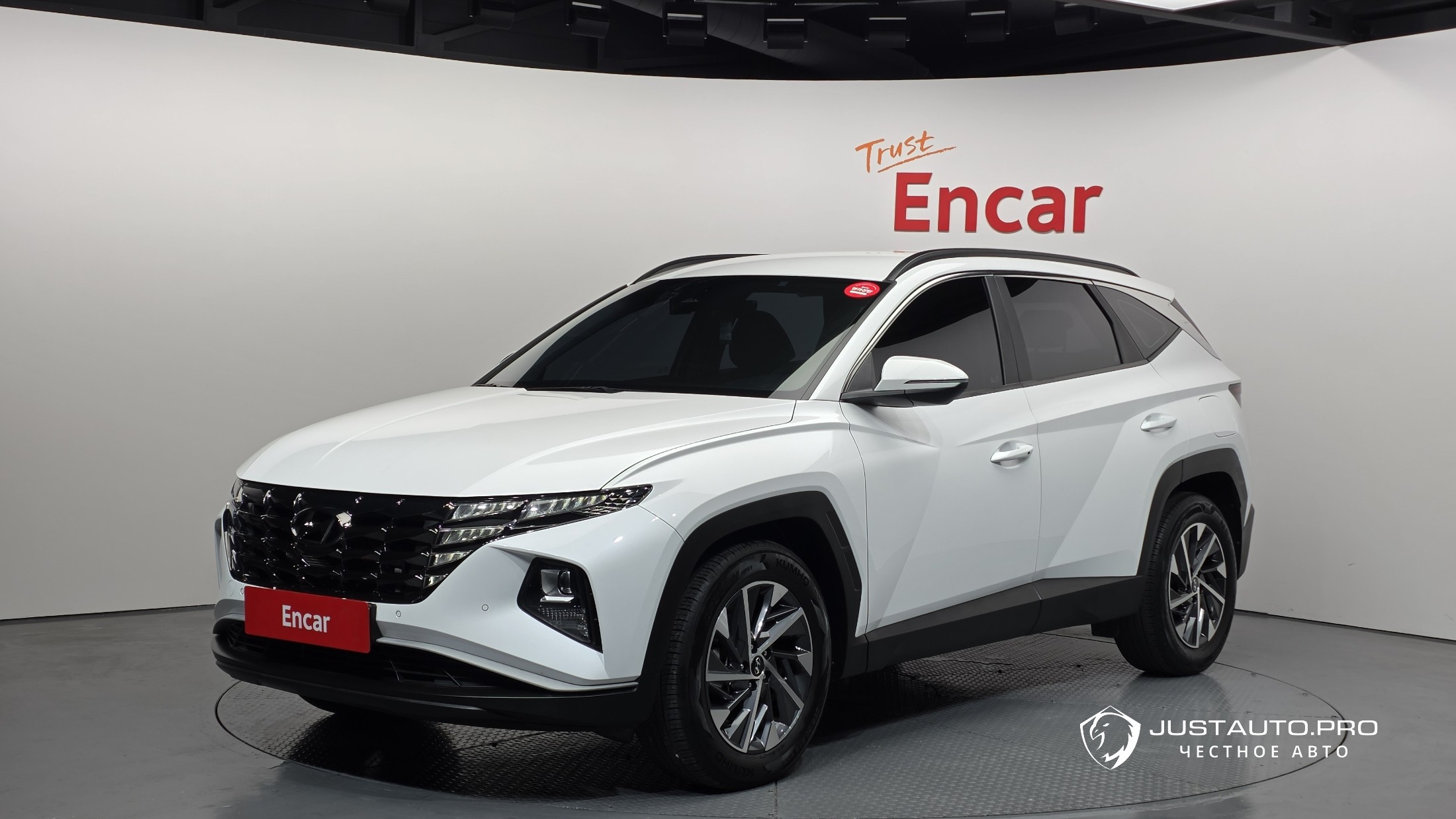 Автомобиль Hyundai Tucson