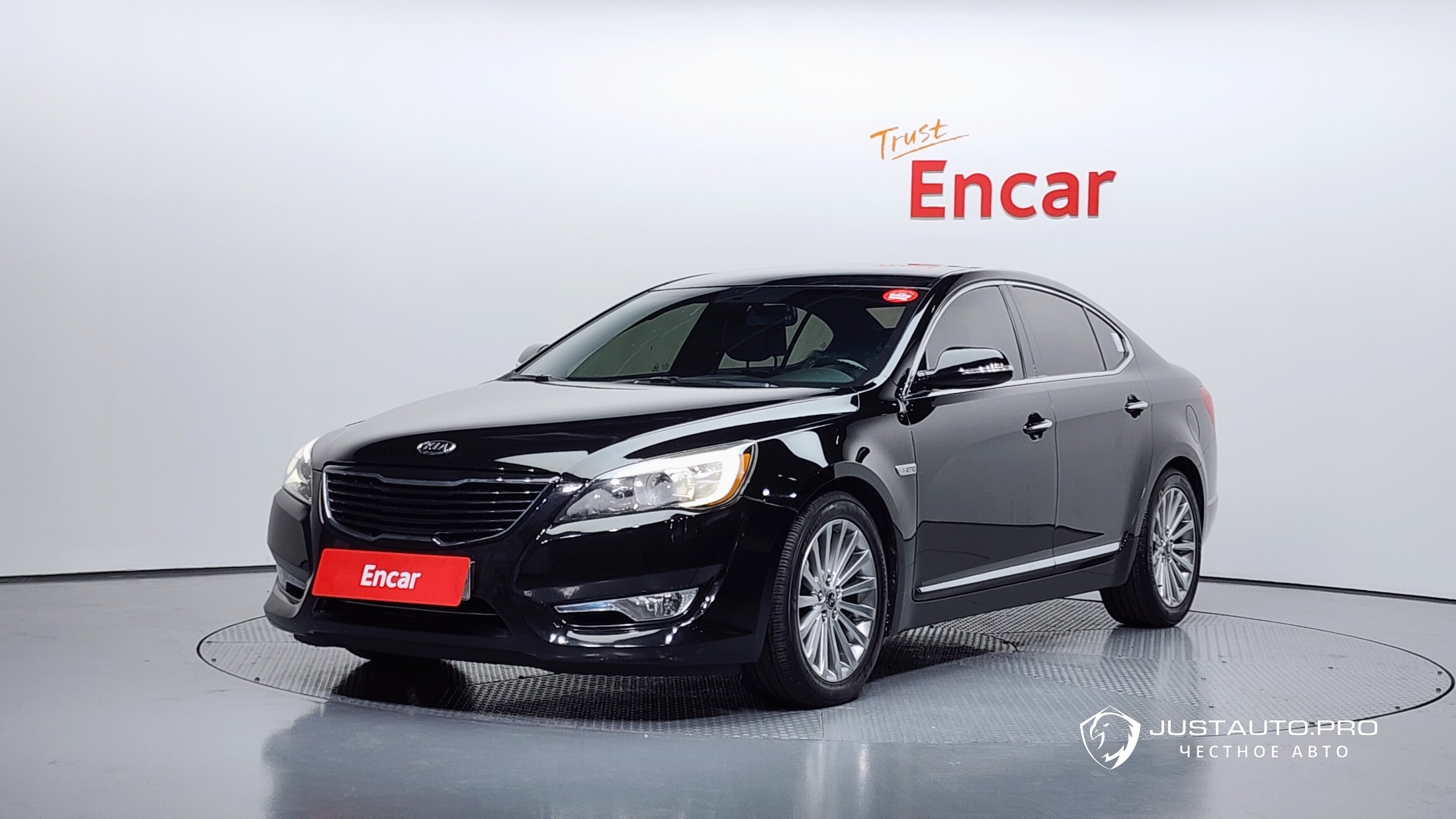 Автомобиль Kia K7