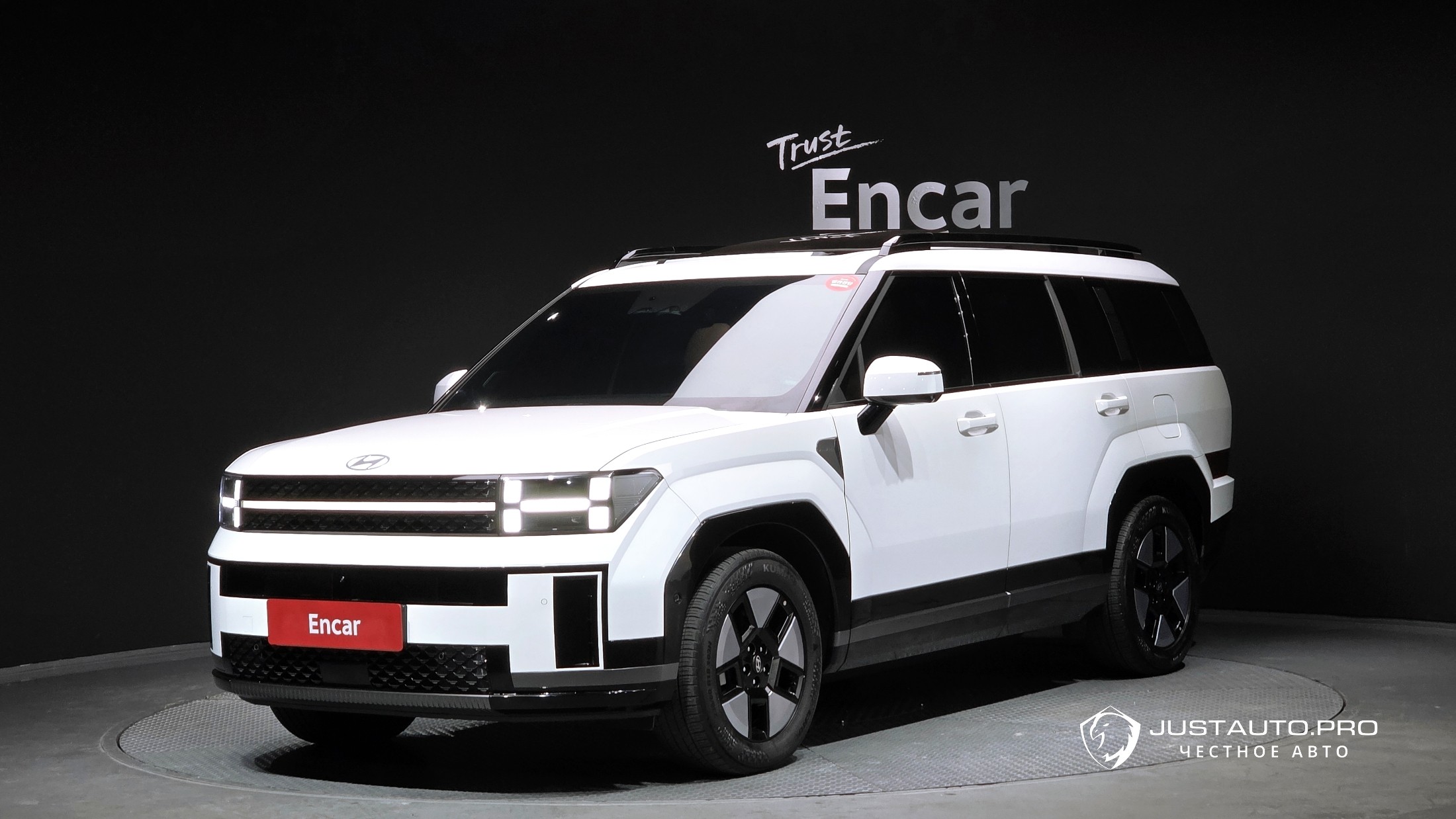 Автомобиль Hyundai Santafe