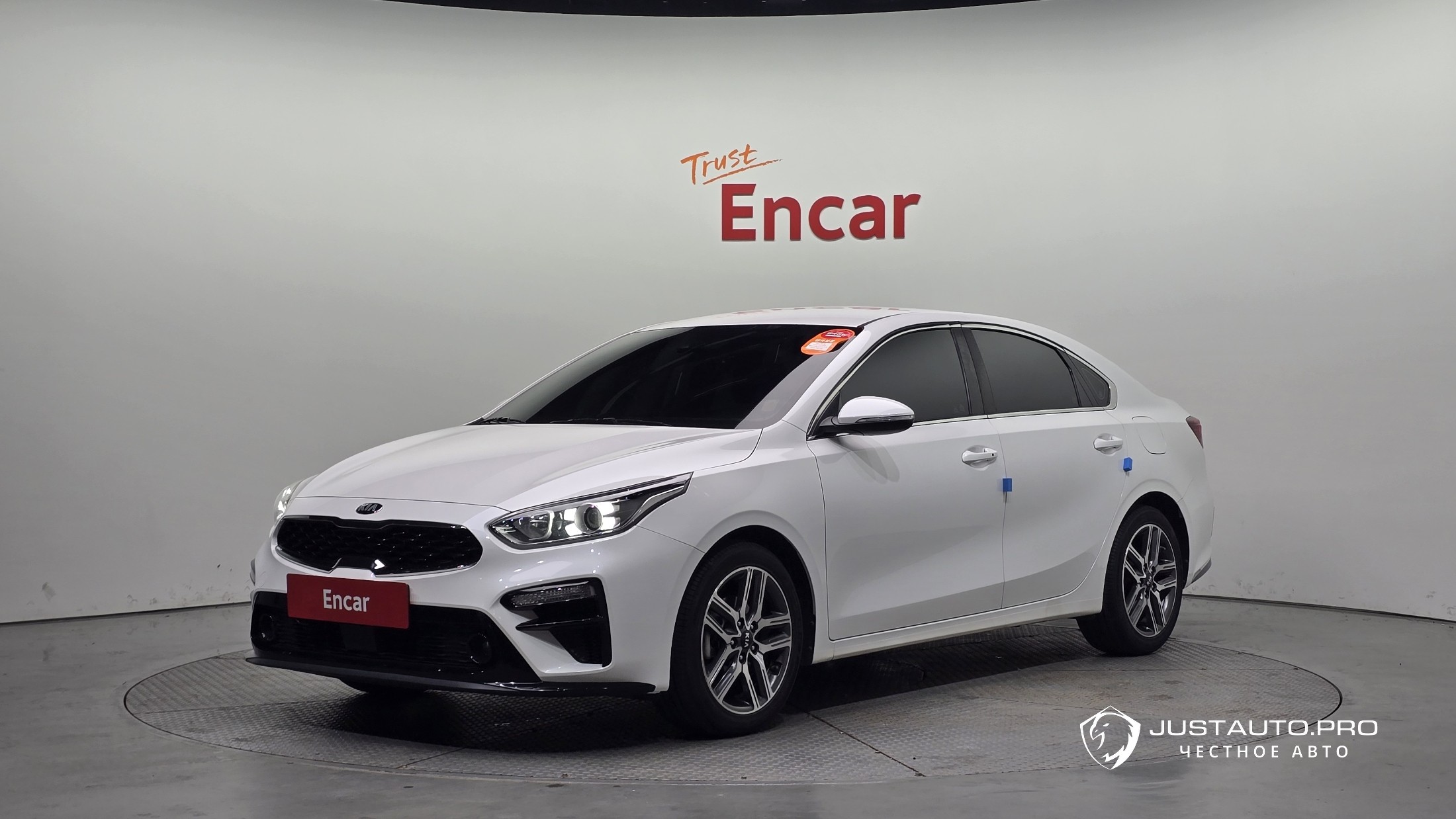 Автомобиль Kia K3