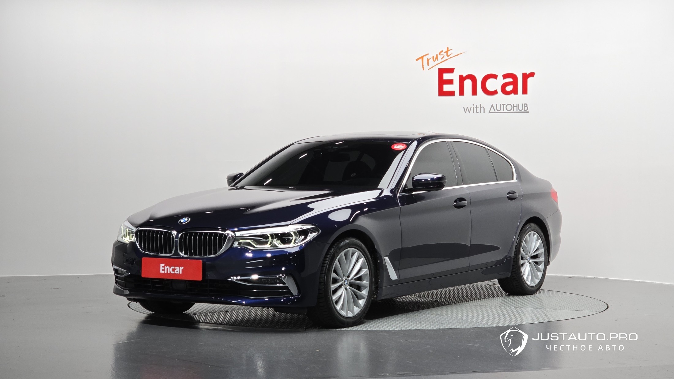 Автомобиль BMW 5-Series