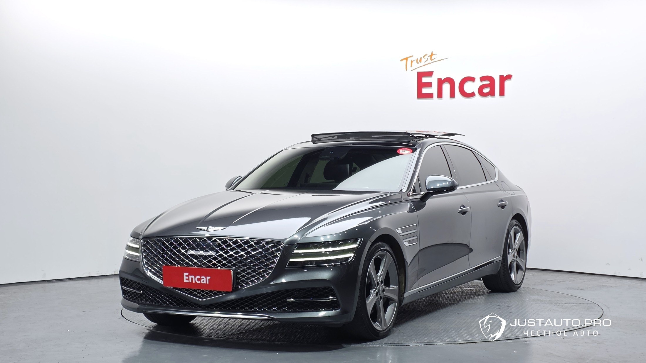 Автомобиль Genesis G80