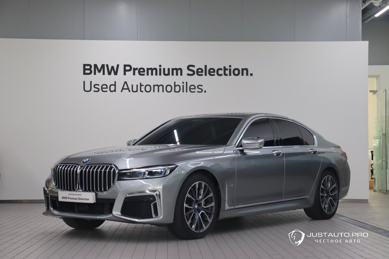 Автомобиль BMW 7-Series