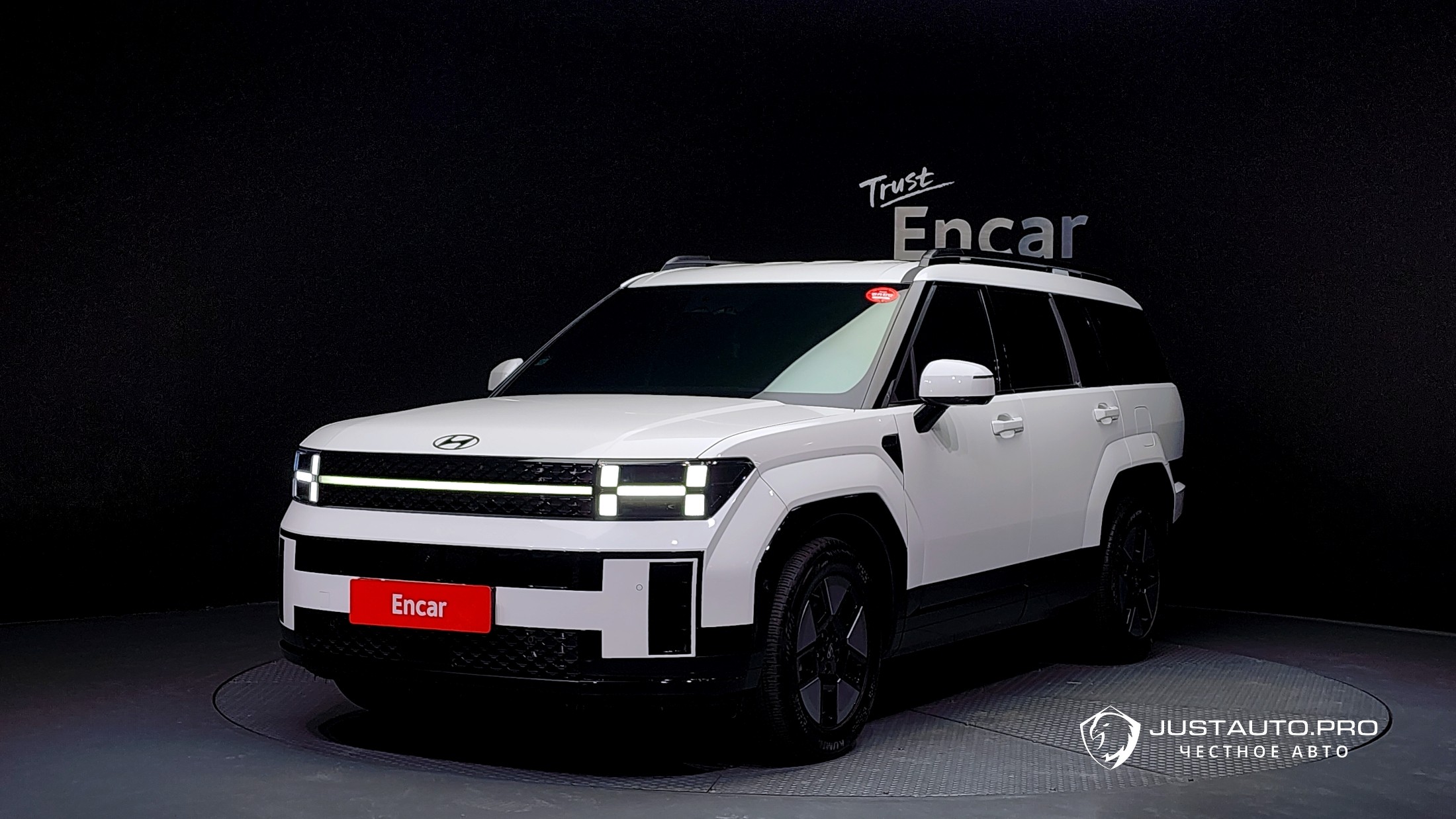 Автомобиль Hyundai Santafe