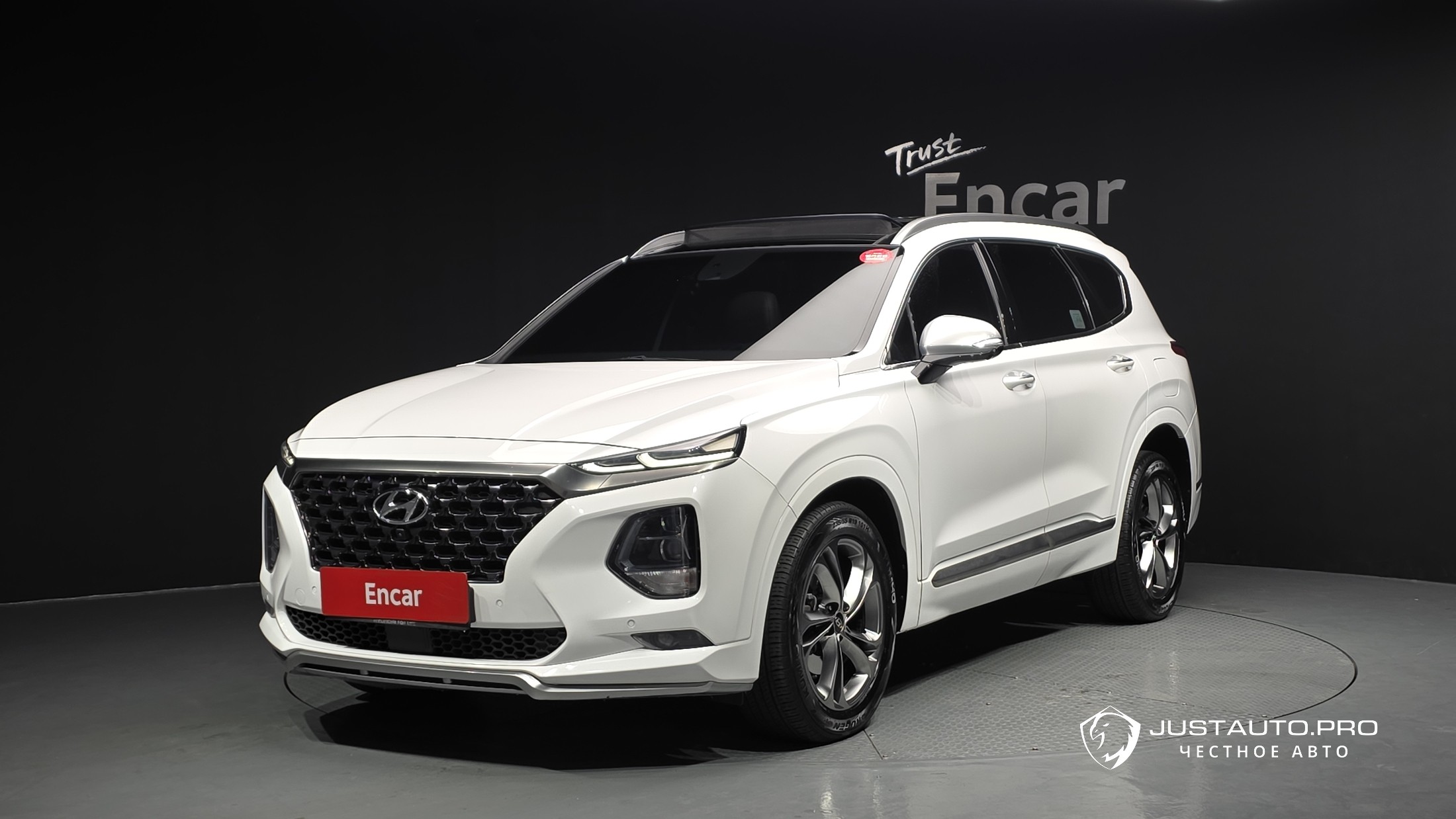 Автомобиль Hyundai Santafe