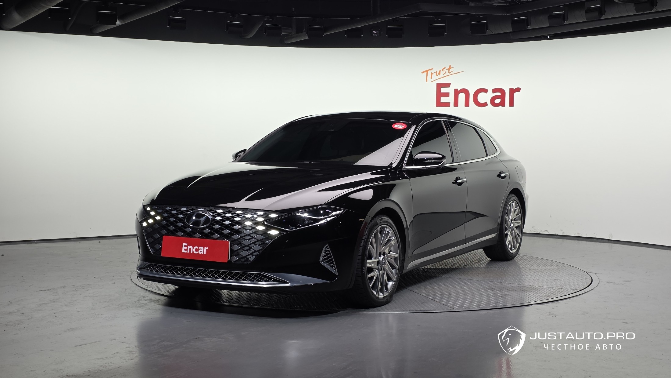 Автомобиль Hyundai Grandeur