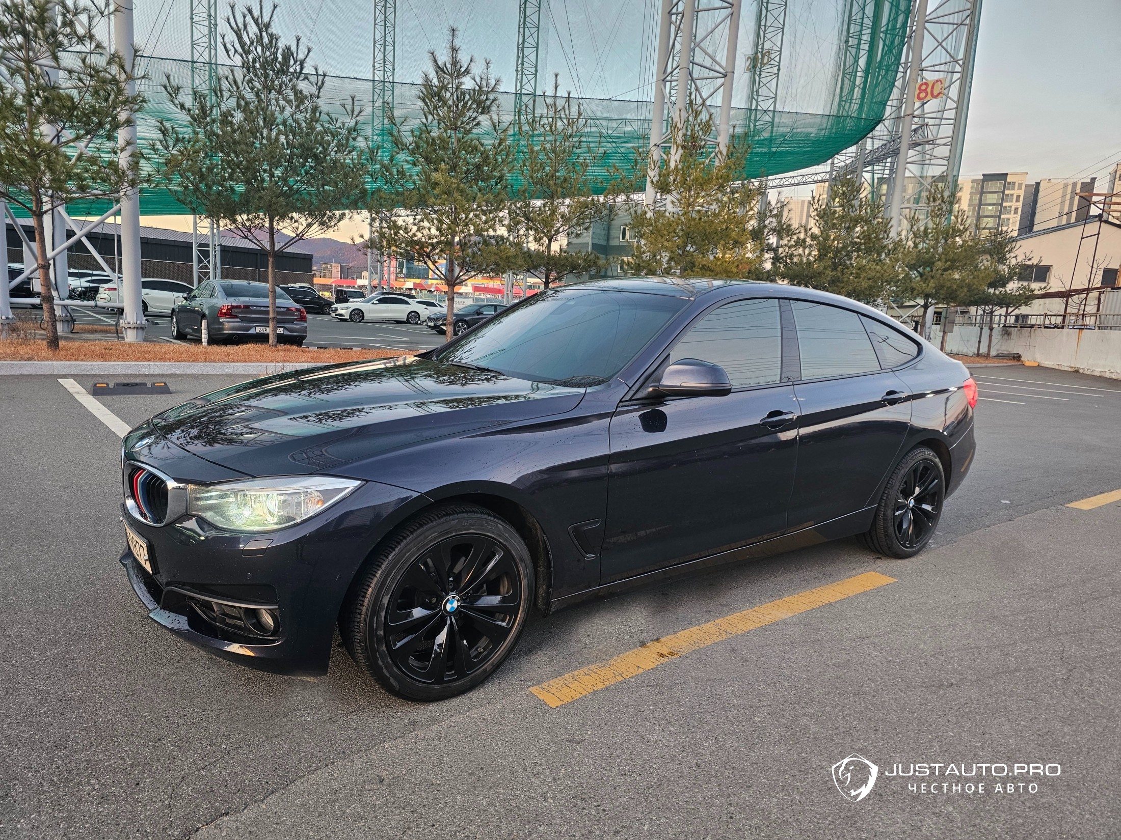 Автомобиль BMW Gran Turismo