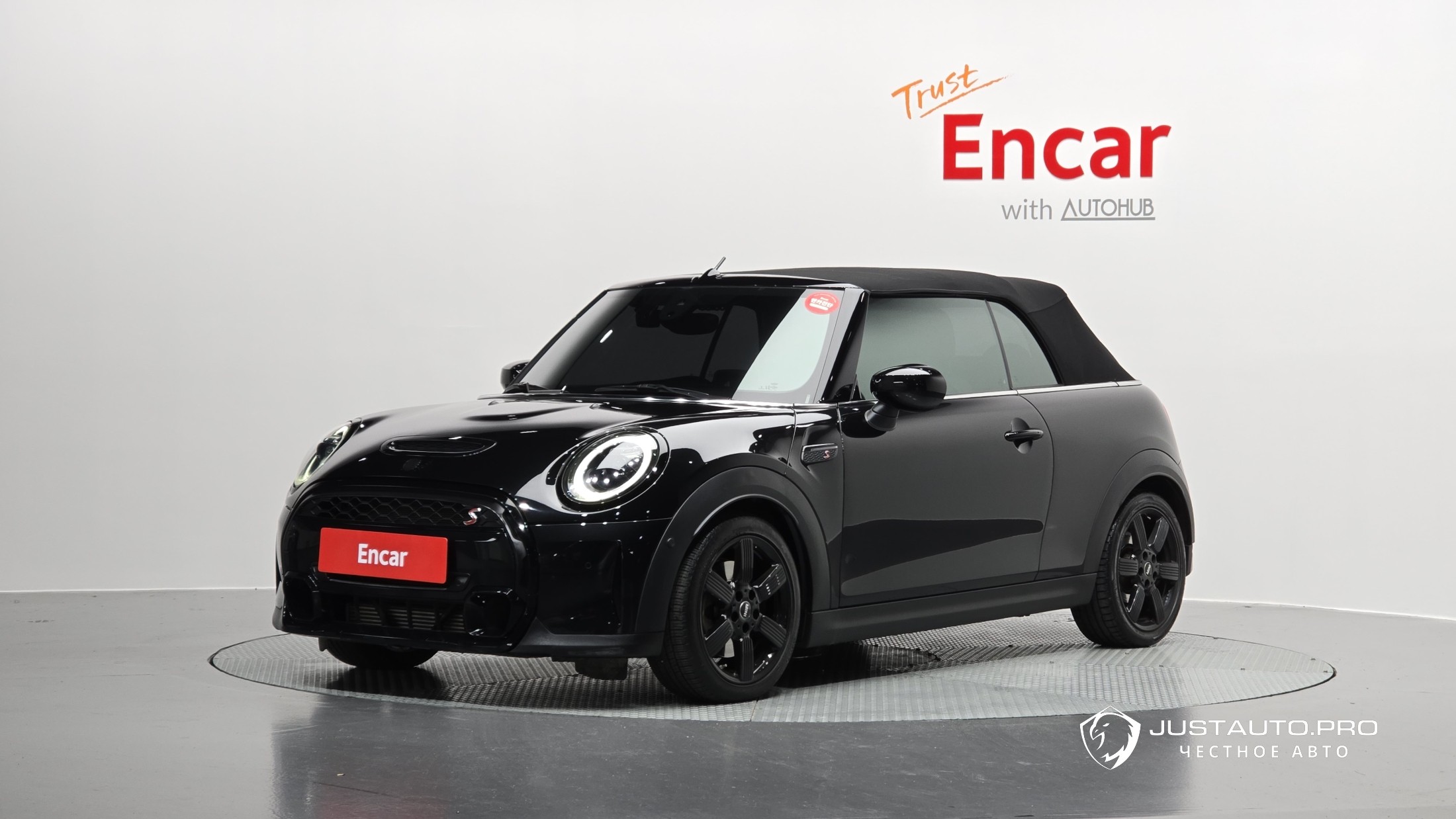 Автомобиль Mini Cooper Convertible