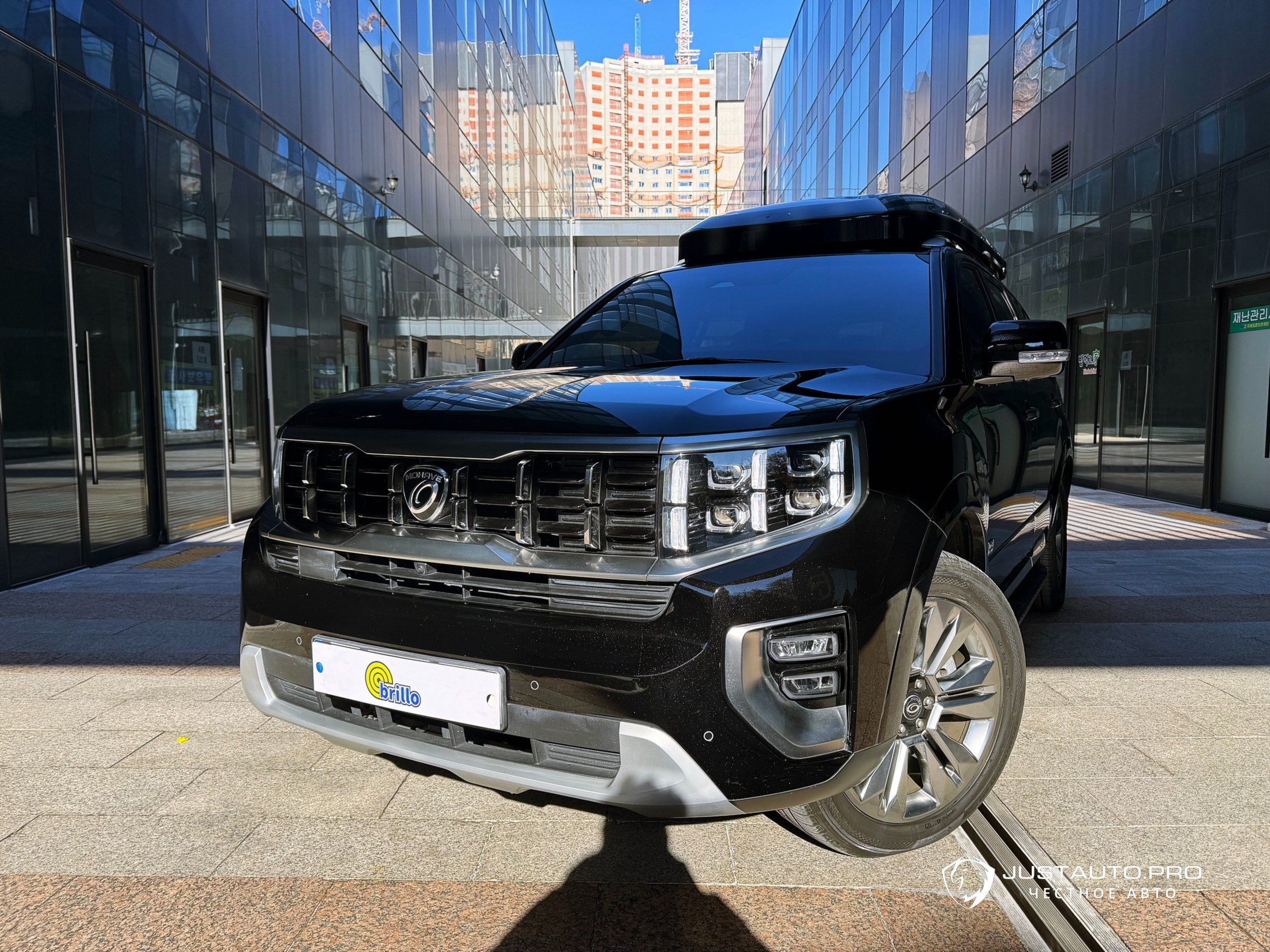 Автомобиль Kia Mohave