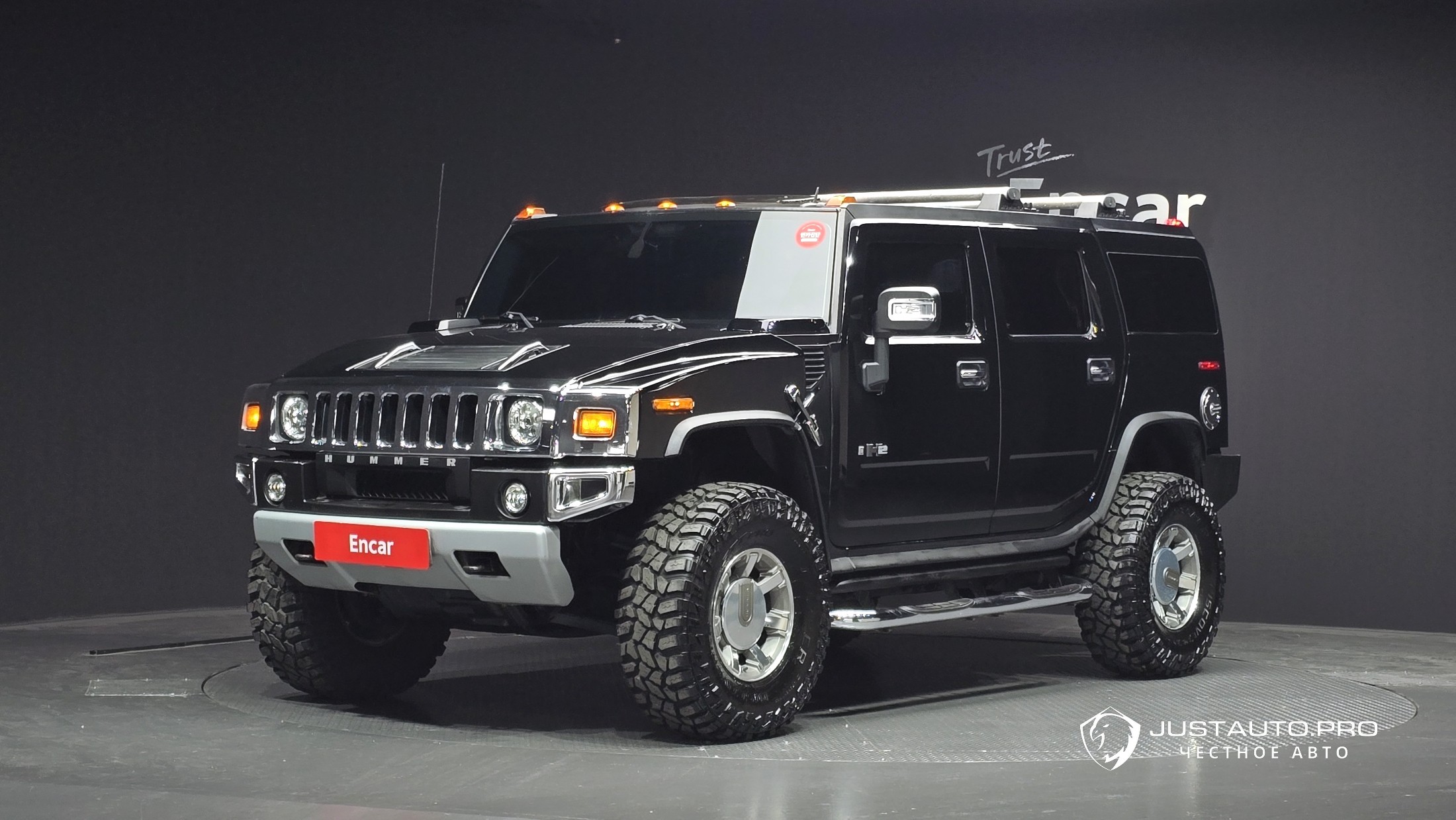 Автомобиль Hummer H2